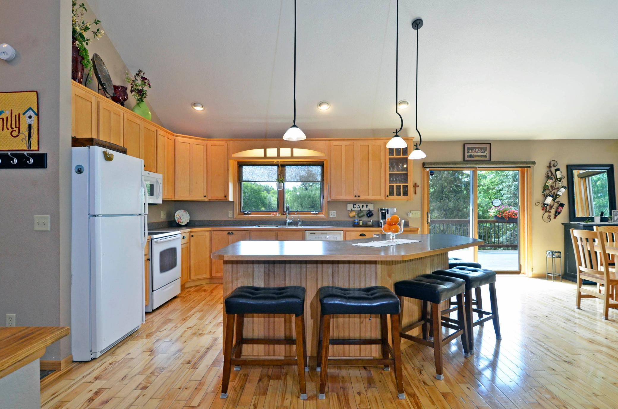 2004 single family home for sale at 42552 323rd Lane in Aitkin, MN — 4 bed, 3 bath (photo 26 of 31)