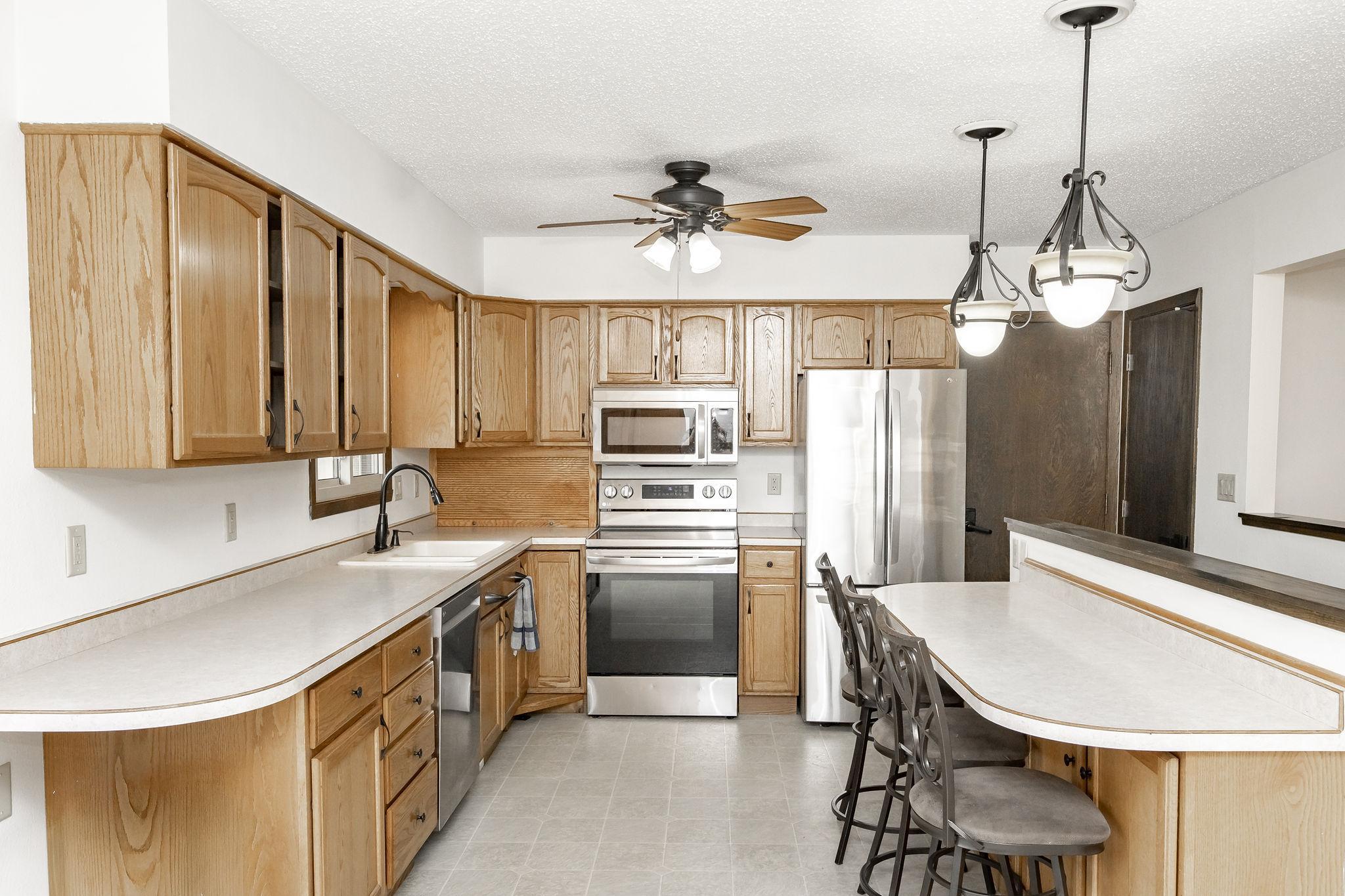 2544 Arrowhead Road S, Fargo ND 58103 - Photo 11 of 53