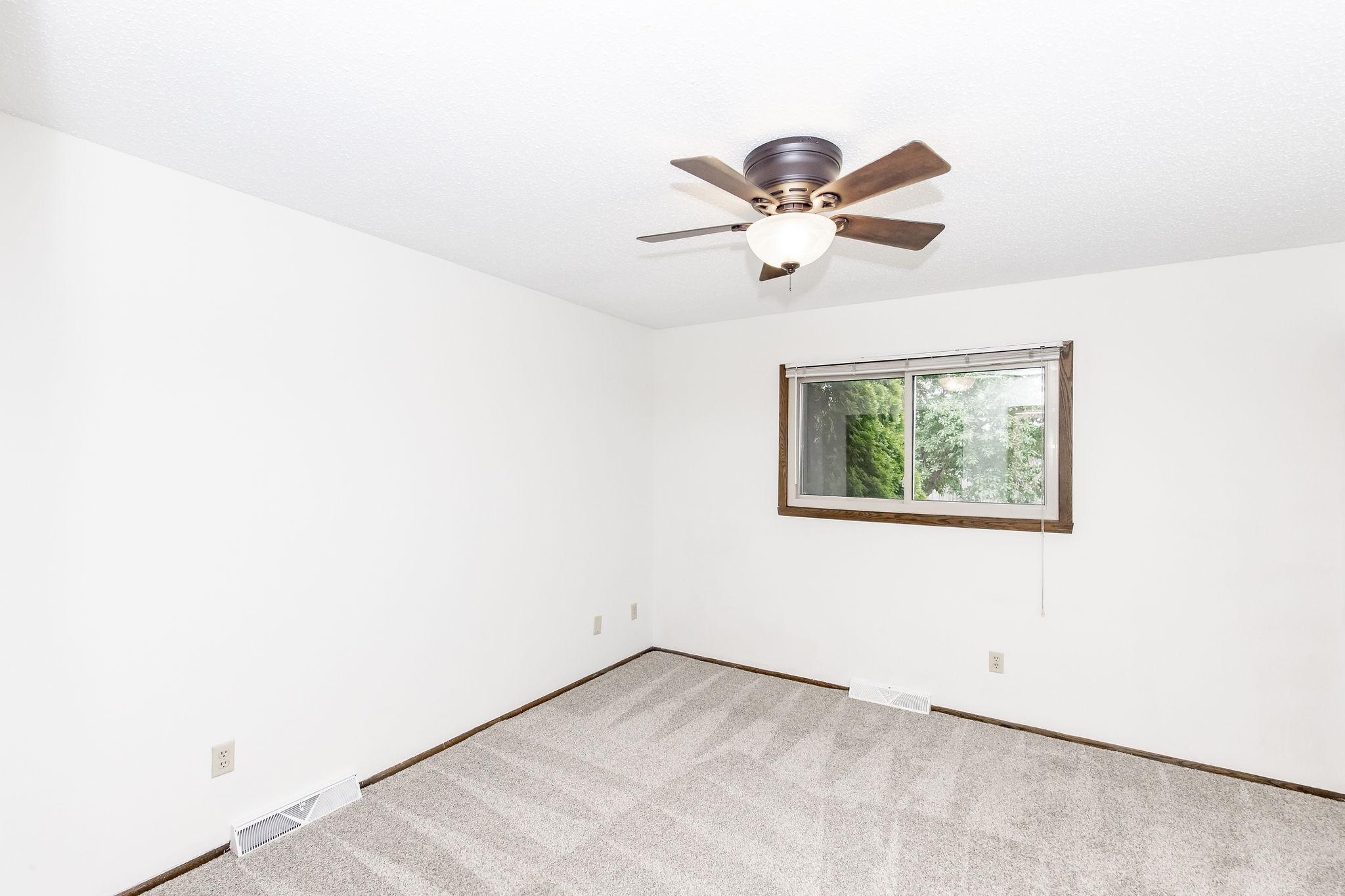 2544 Arrowhead Road S, Fargo ND 58103 - Photo 19 of 53