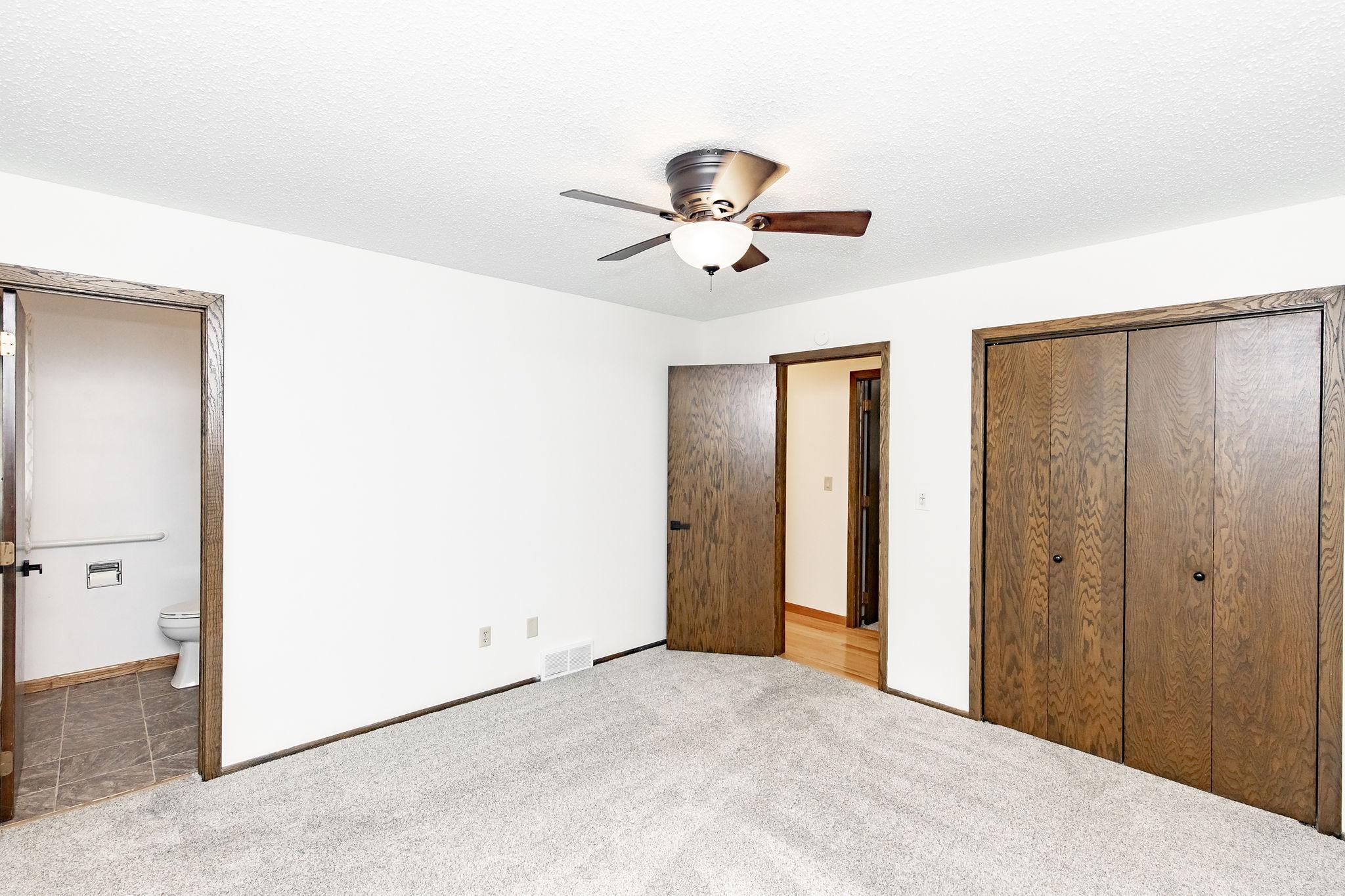 2544 Arrowhead Road S, Fargo ND 58103 - Photo 21 of 53