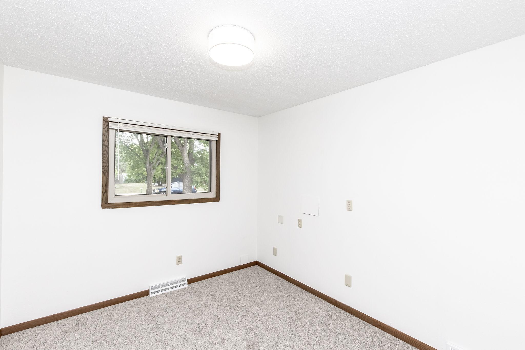 2544 Arrowhead Road S, Fargo ND 58103 - Photo 27 of 53