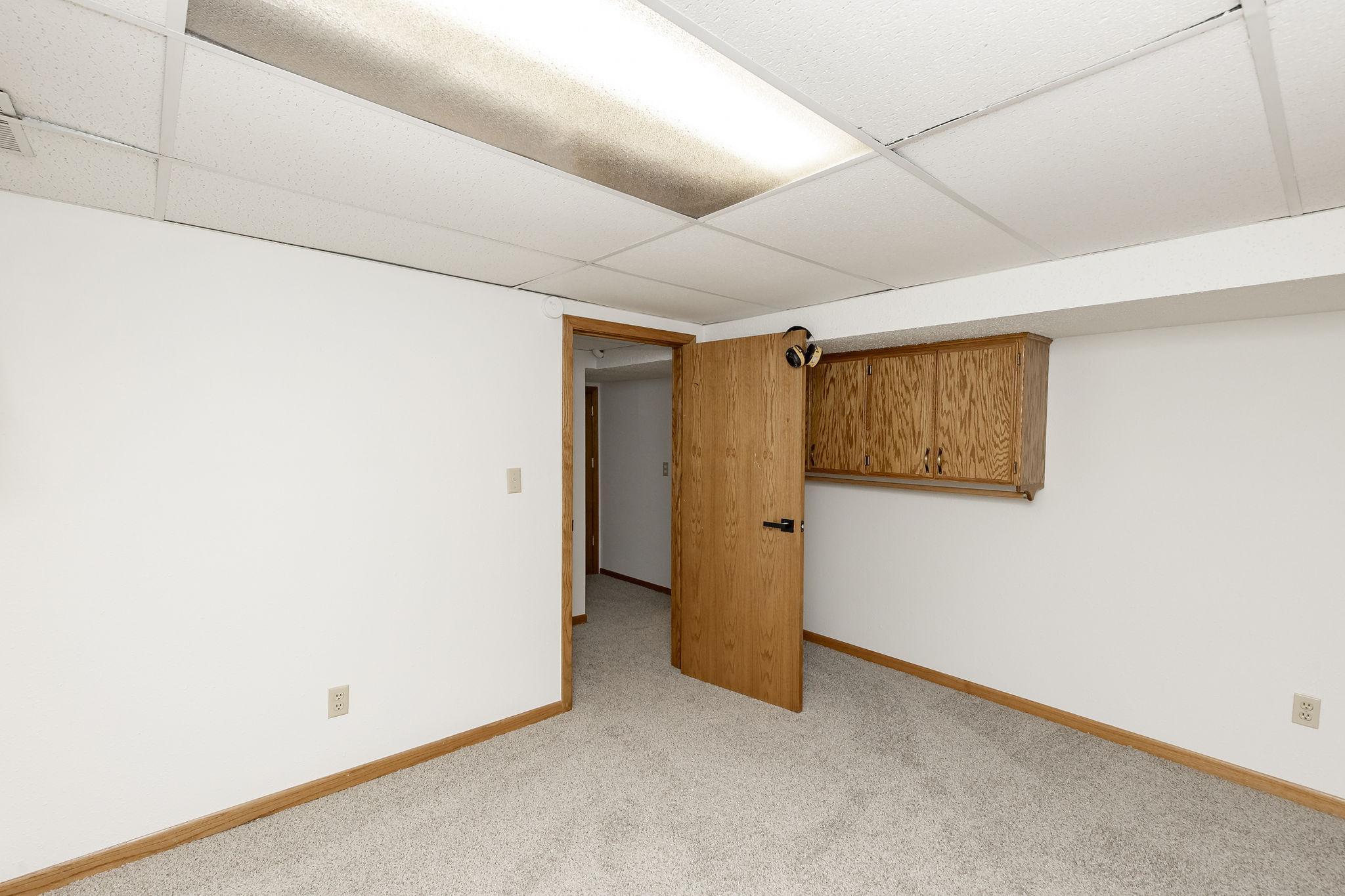 2544 Arrowhead Road S, Fargo ND 58103 - Photo 40 of 53