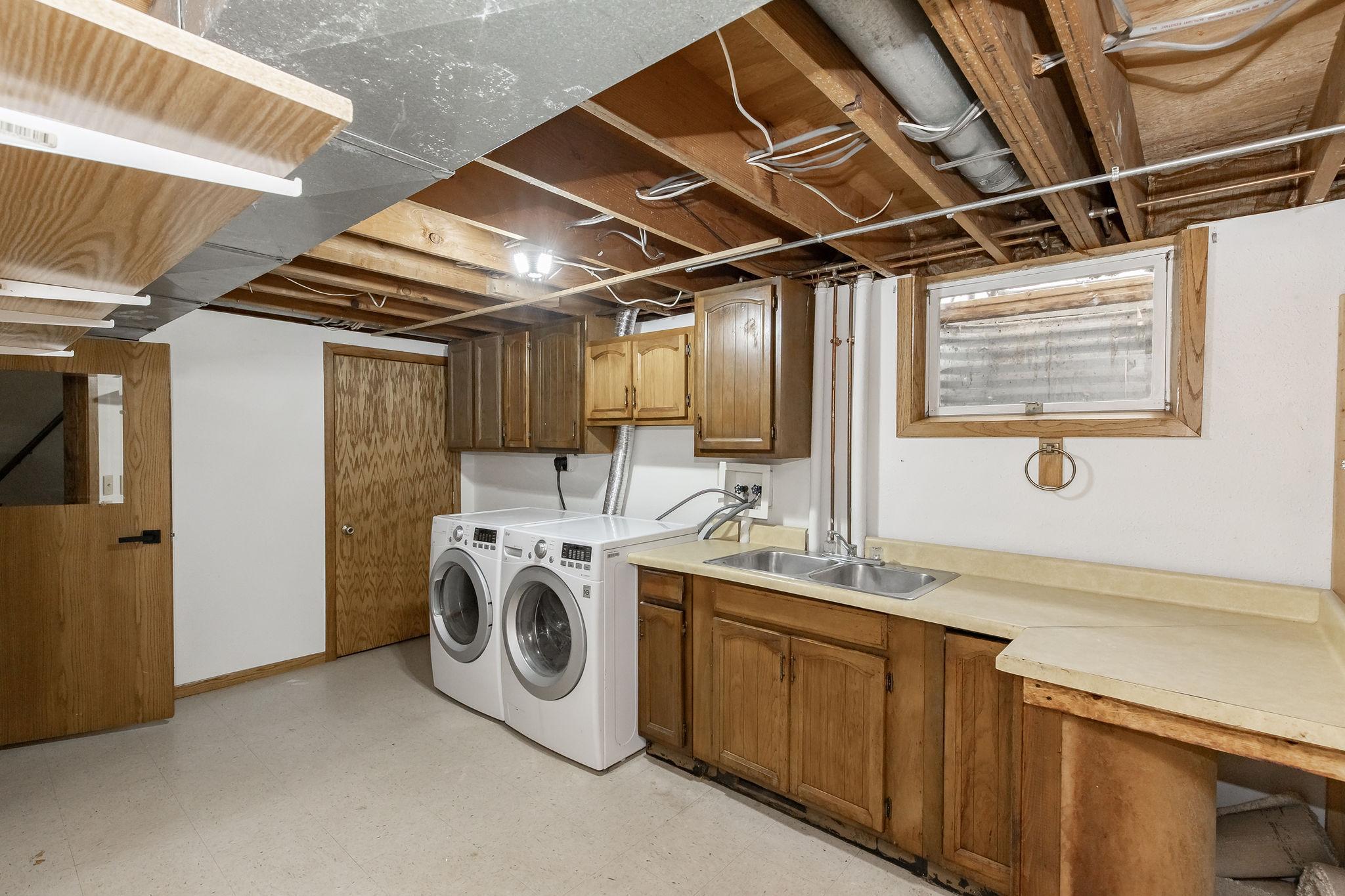 2544 Arrowhead Road S, Fargo ND 58103 - Photo 45 of 53