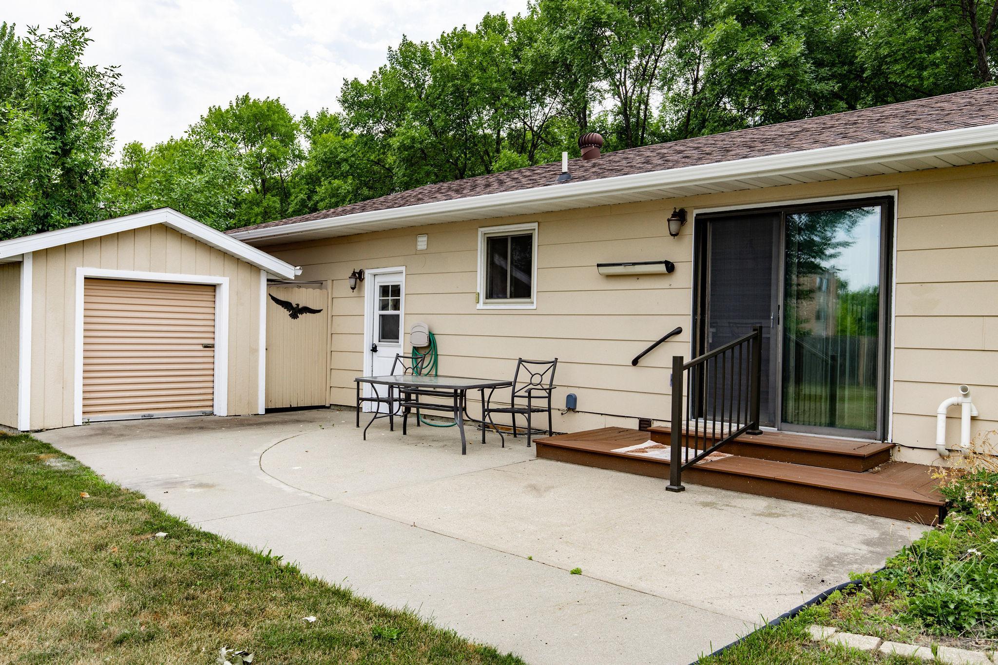 2544 Arrowhead Road S, Fargo ND 58103 - Photo 46 of 53