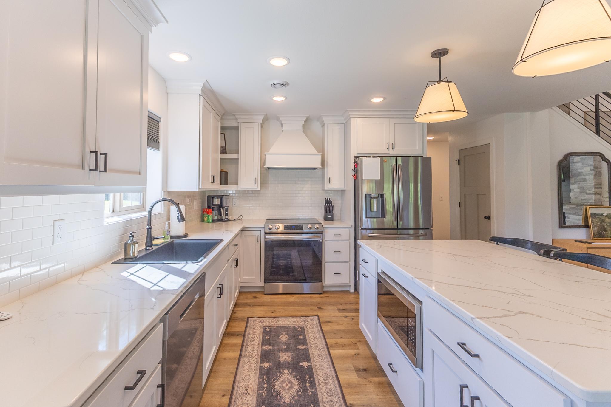 2021 single family home for sale at 7639 Emerald Pines Drive NW in Bemidji, MN — 3 bed, 2 bath (photo 20 of 94)