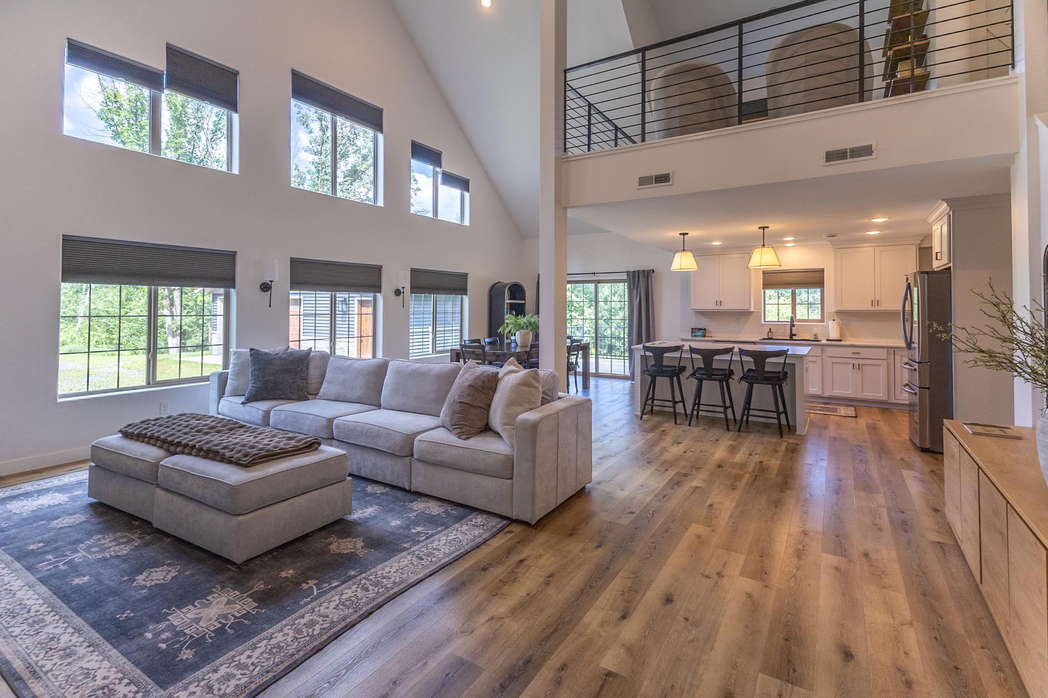 2021 single family home for sale at 7639 Emerald Pines Drive NW in Bemidji, MN — 3 bed, 2 bath (photo 6 of 94)