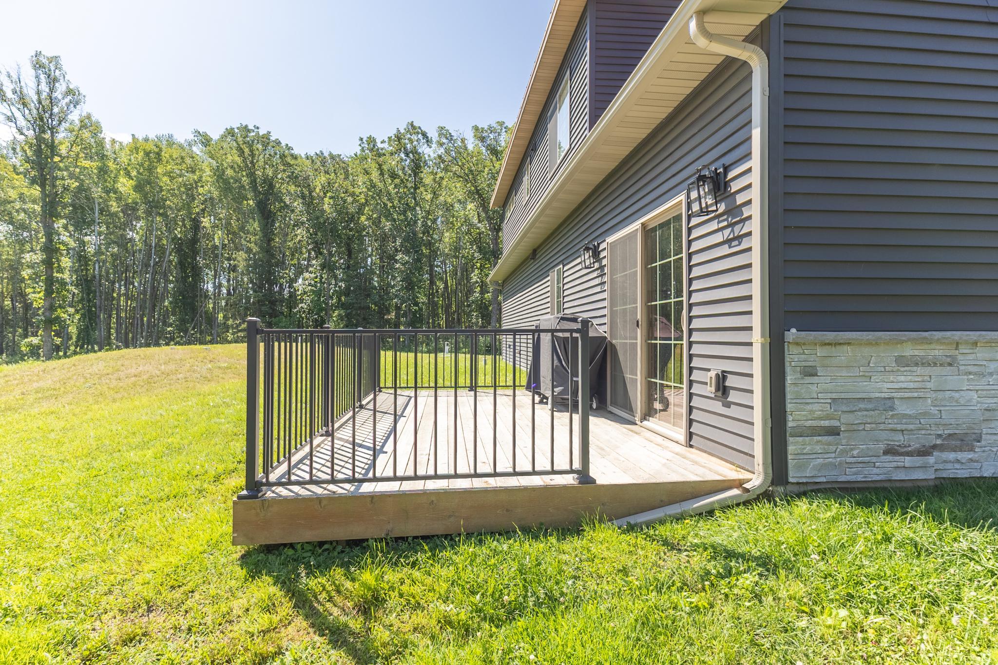 2021 single family home for sale at 7639 Emerald Pines Drive NW in Bemidji, MN — 3 bed, 2 bath (photo 78 of 94)