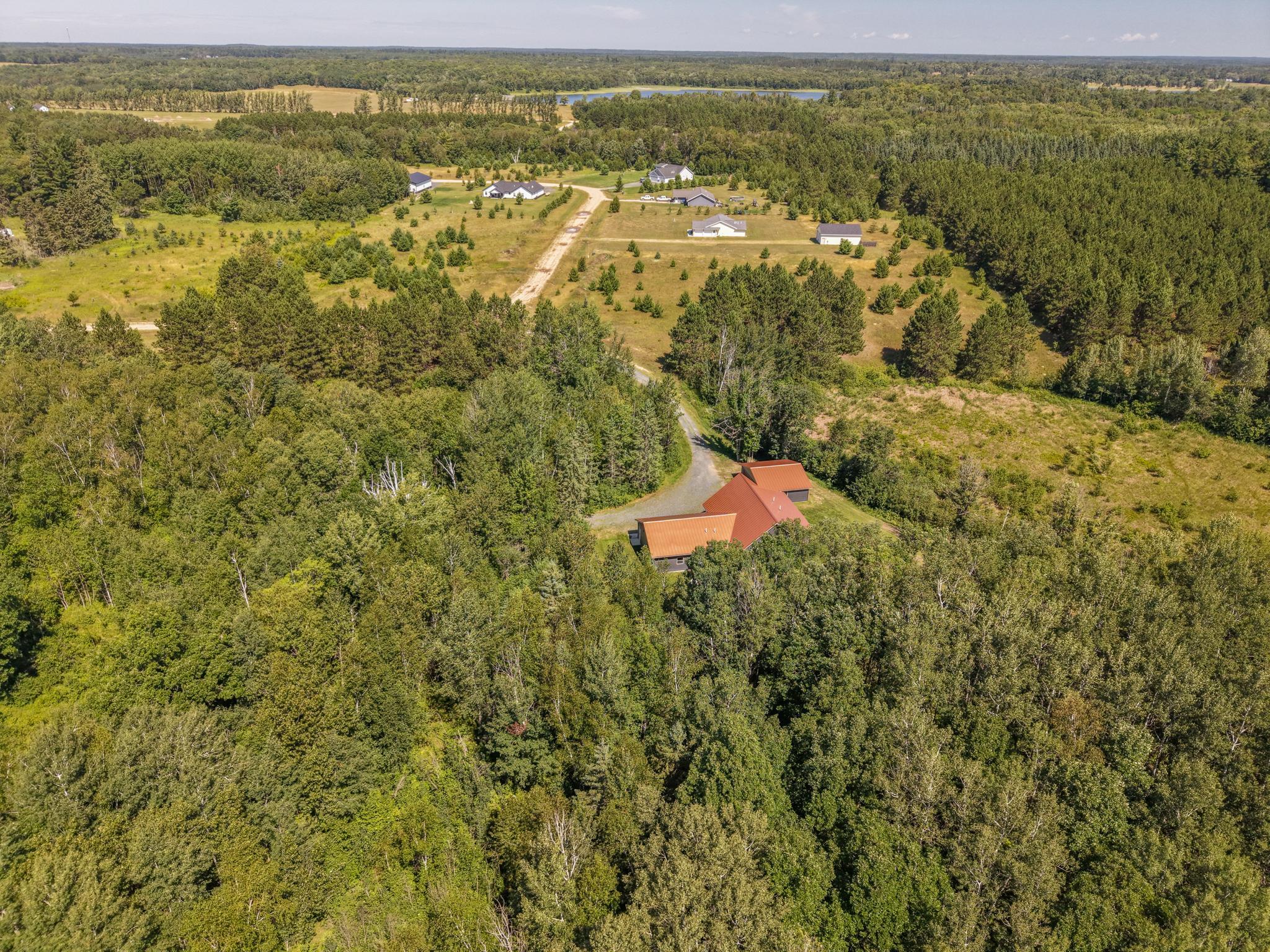 2021 single family home for sale at 7639 Emerald Pines Drive NW in Bemidji, MN — 3 bed, 2 bath (photo 88 of 94)