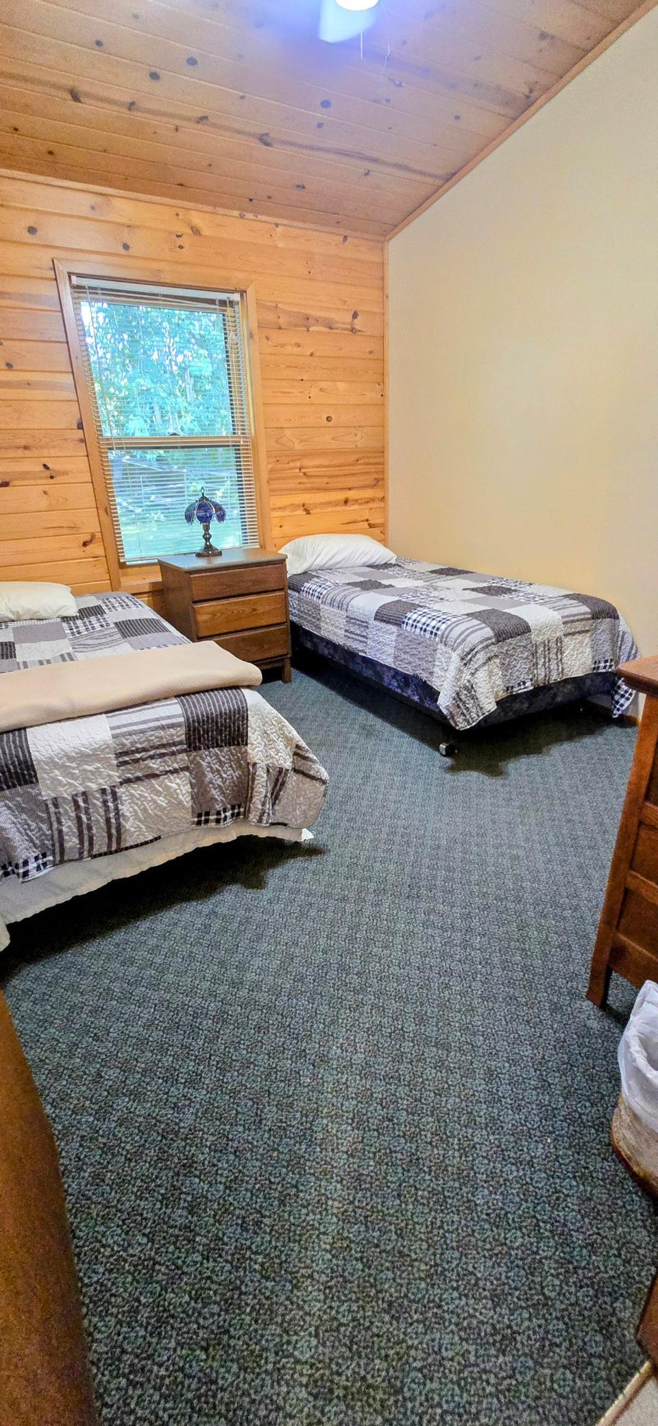 2000 single family home for sale at Unit 1 Flag Island in Angle Inlet, MN — 4 bed, 2 bath (photo 12 of 15)