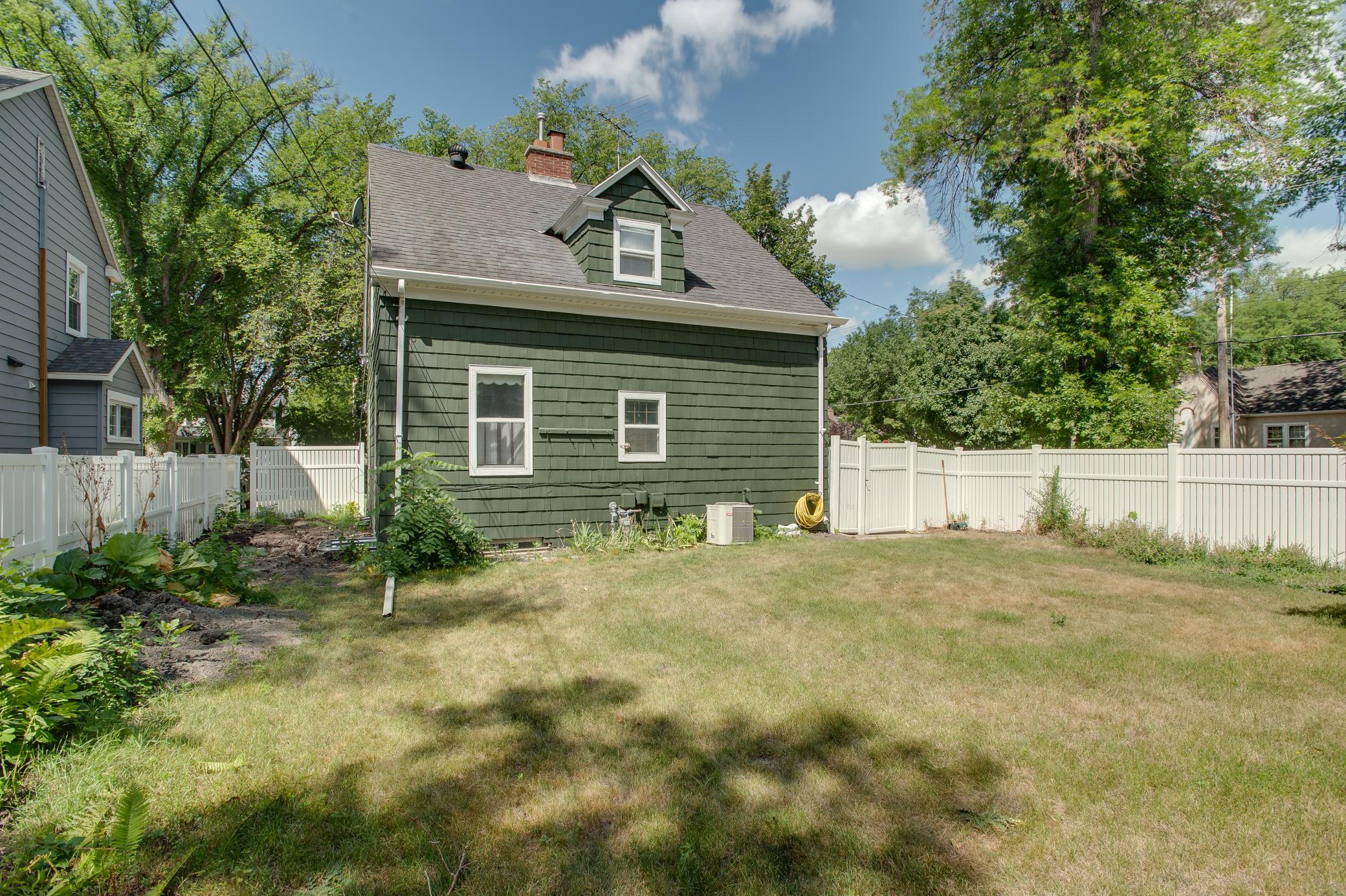 1261 4th Street N, Fargo ND 58102 - Photo 37 of 43