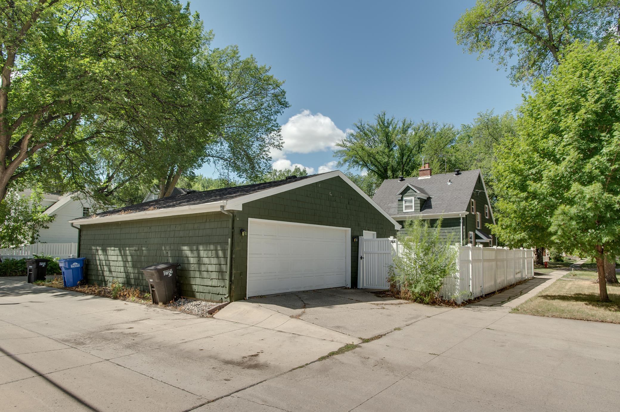1261 4th Street N, Fargo ND 58102 - Photo 42 of 43