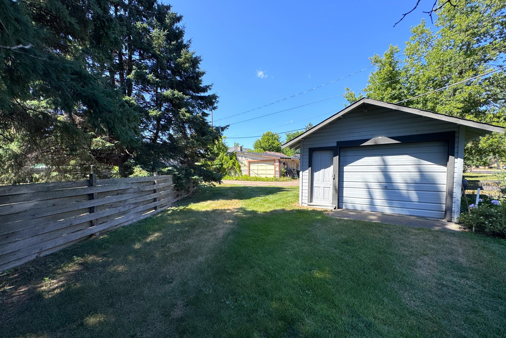 1954 single family home for sale at 410 1st Street NW in Aitkin, MN — 3 bed, 3 bath (photo 11 of 92)