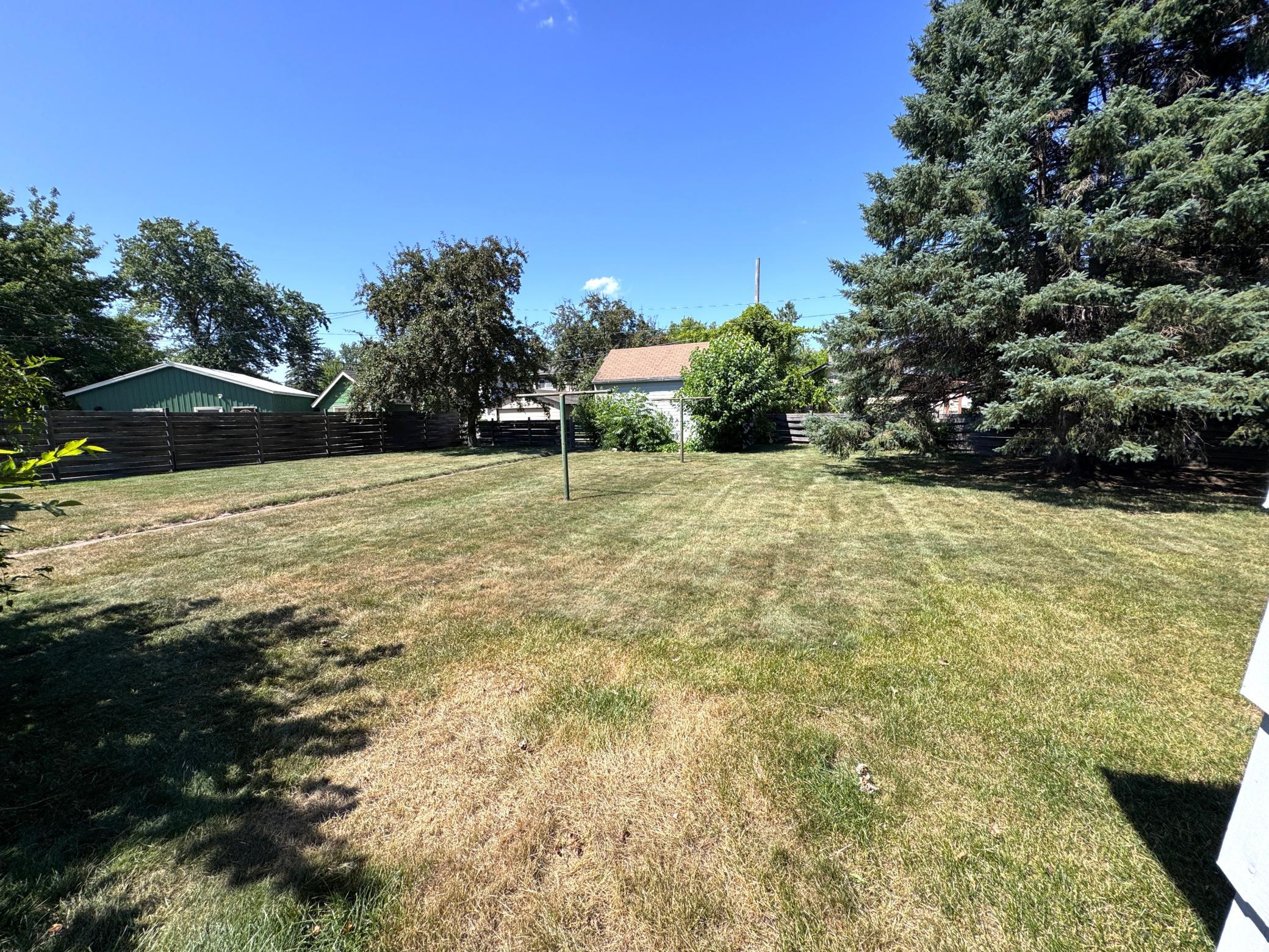 1954 single family home for sale at 410 1st Street NW in Aitkin, MN — 3 bed, 3 bath (photo 22 of 92)