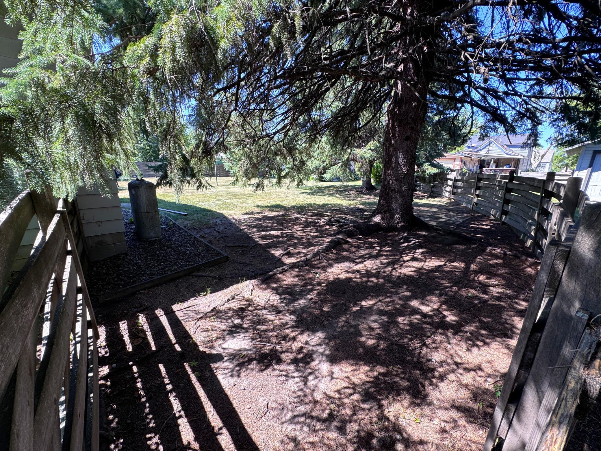 1954 single family home for sale at 410 1st Street NW in Aitkin, MN — 3 bed, 3 bath (photo 9 of 92)