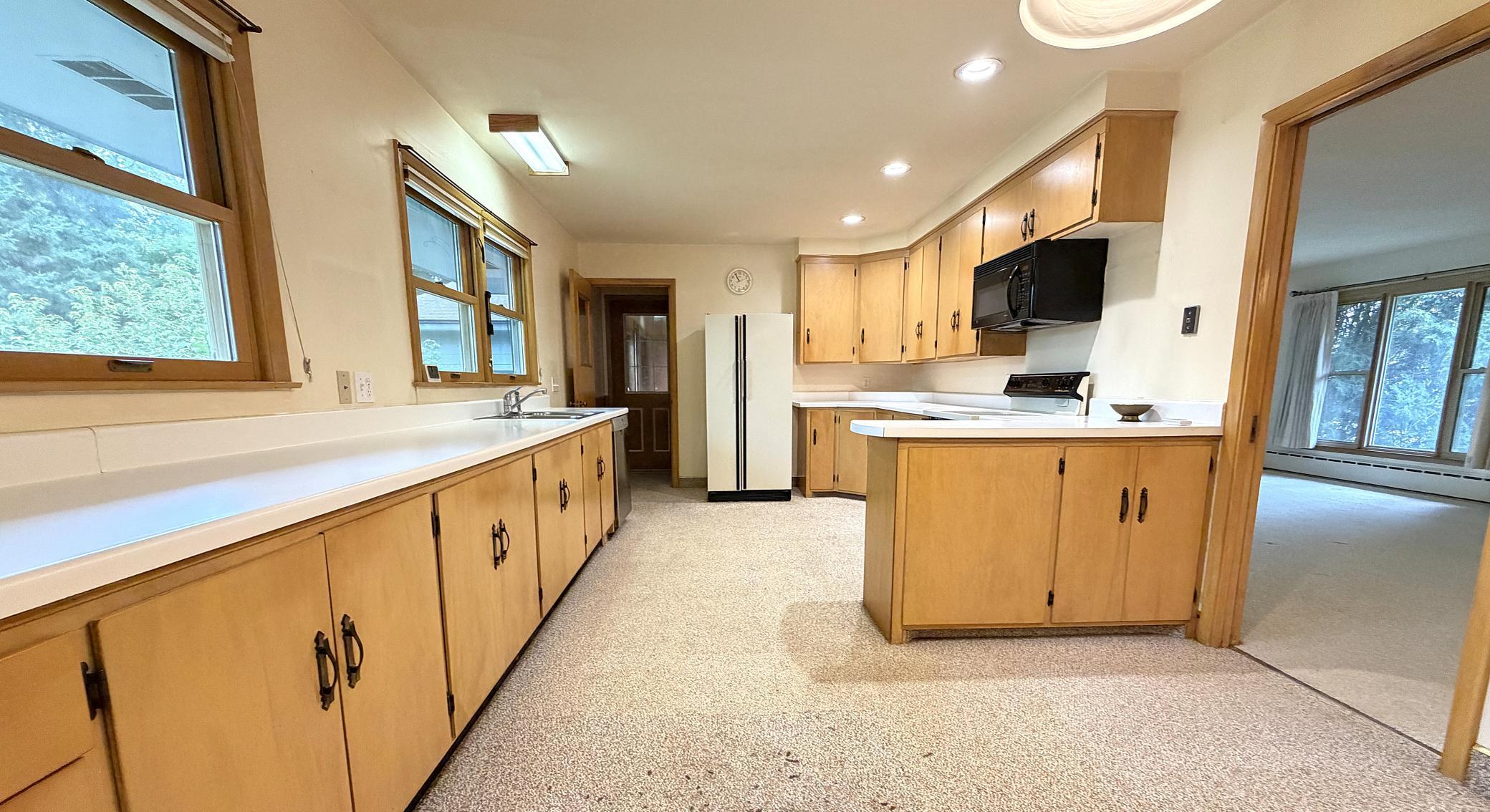 1954 single family home for sale at 410 1st Street NW in Aitkin, MN — 3 bed, 3 bath (photo 37 of 70)