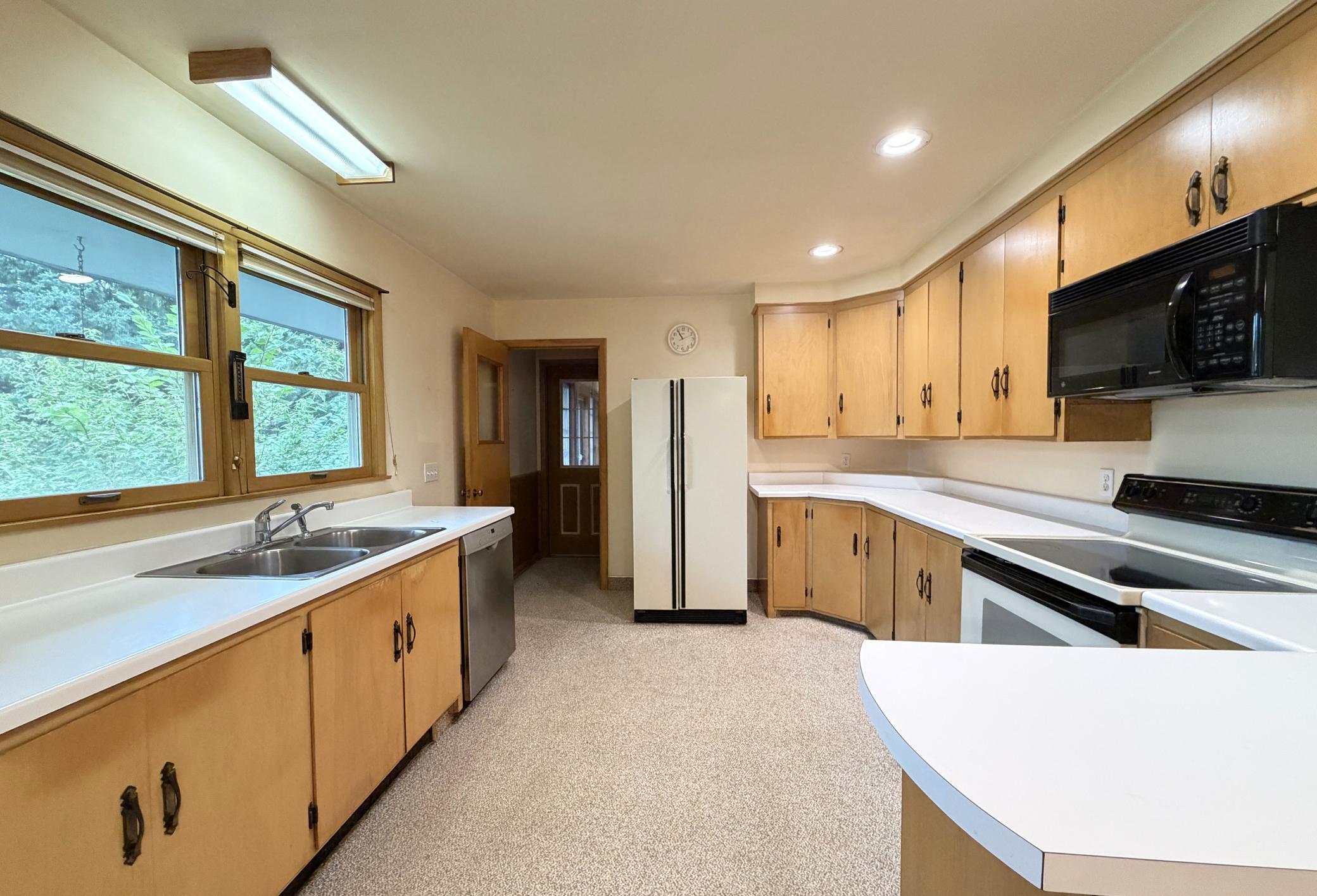 1954 single family home for sale at 410 1st Street NW in Aitkin, MN — 3 bed, 3 bath (photo 40 of 70)