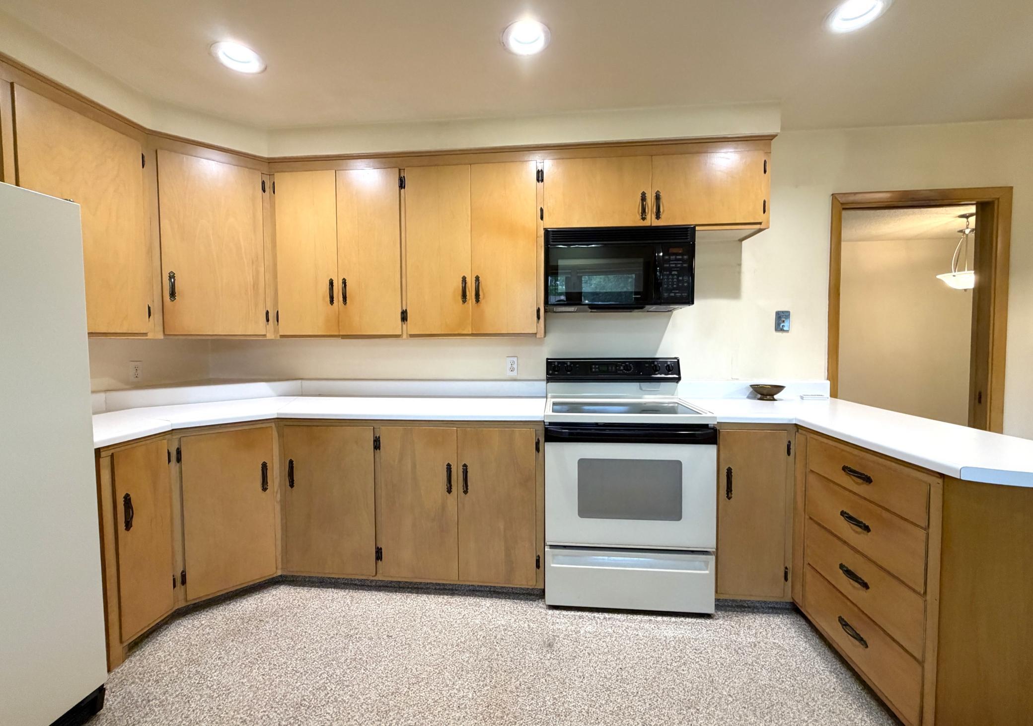1954 single family home for sale at 410 1st Street NW in Aitkin, MN — 3 bed, 3 bath (photo 42 of 70)