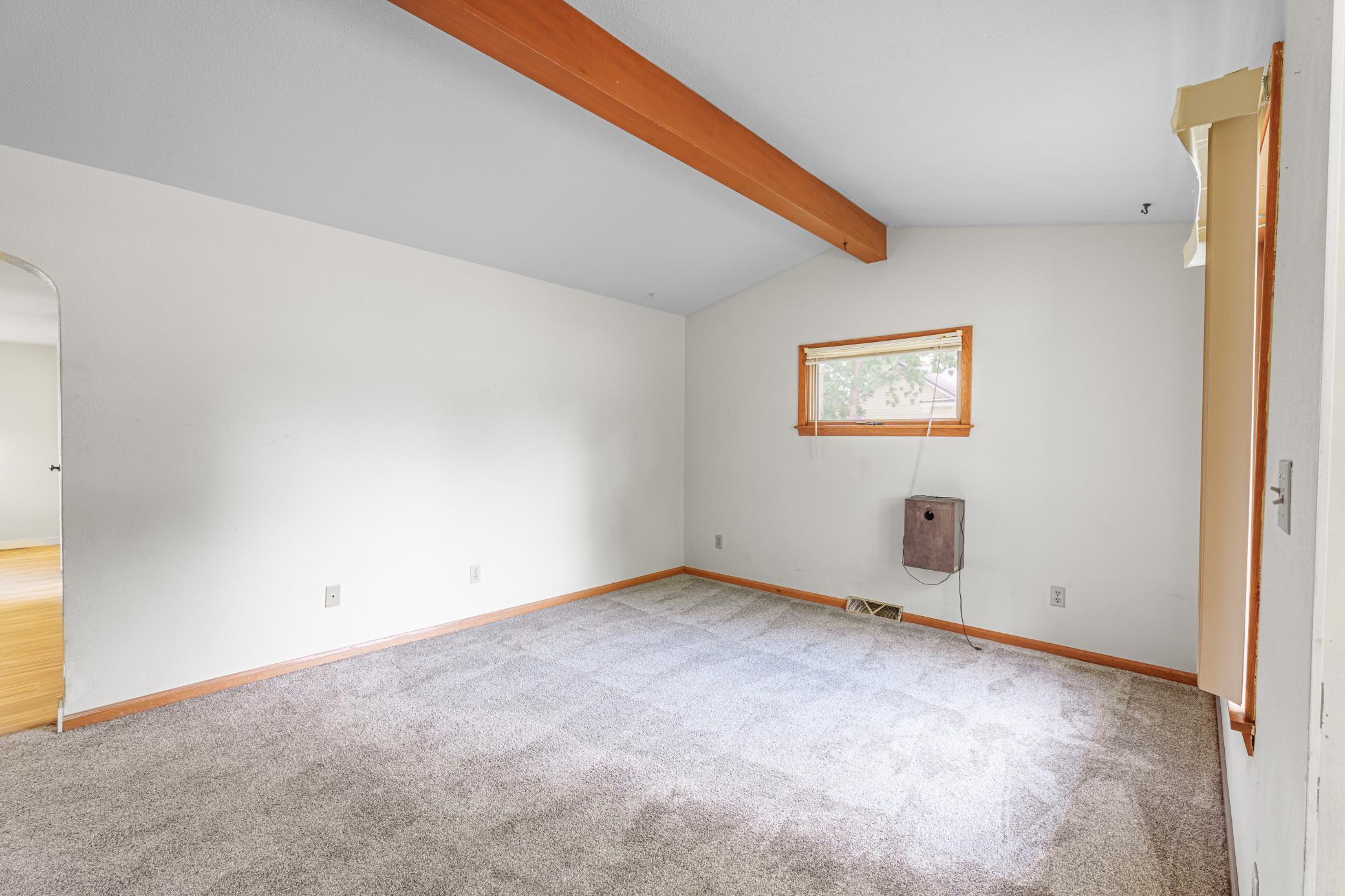 214 4th Street NE, Barnesville MN 56514 - Photo 4 of 22