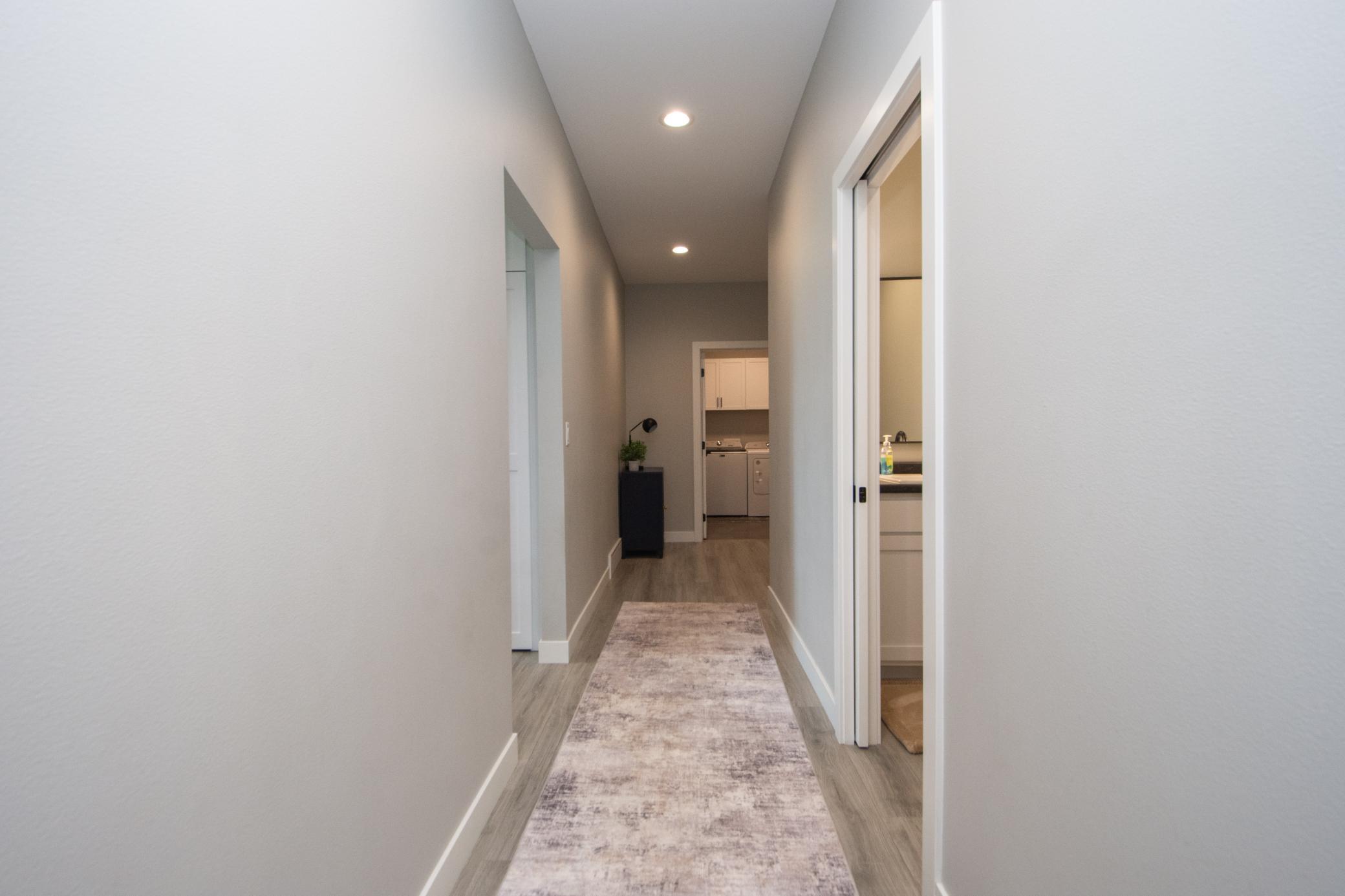 2024 single family home for sale at 428 Audrey Drive in Mapleton, ND — 4 bed, 3 bath (photo 24 of 40)