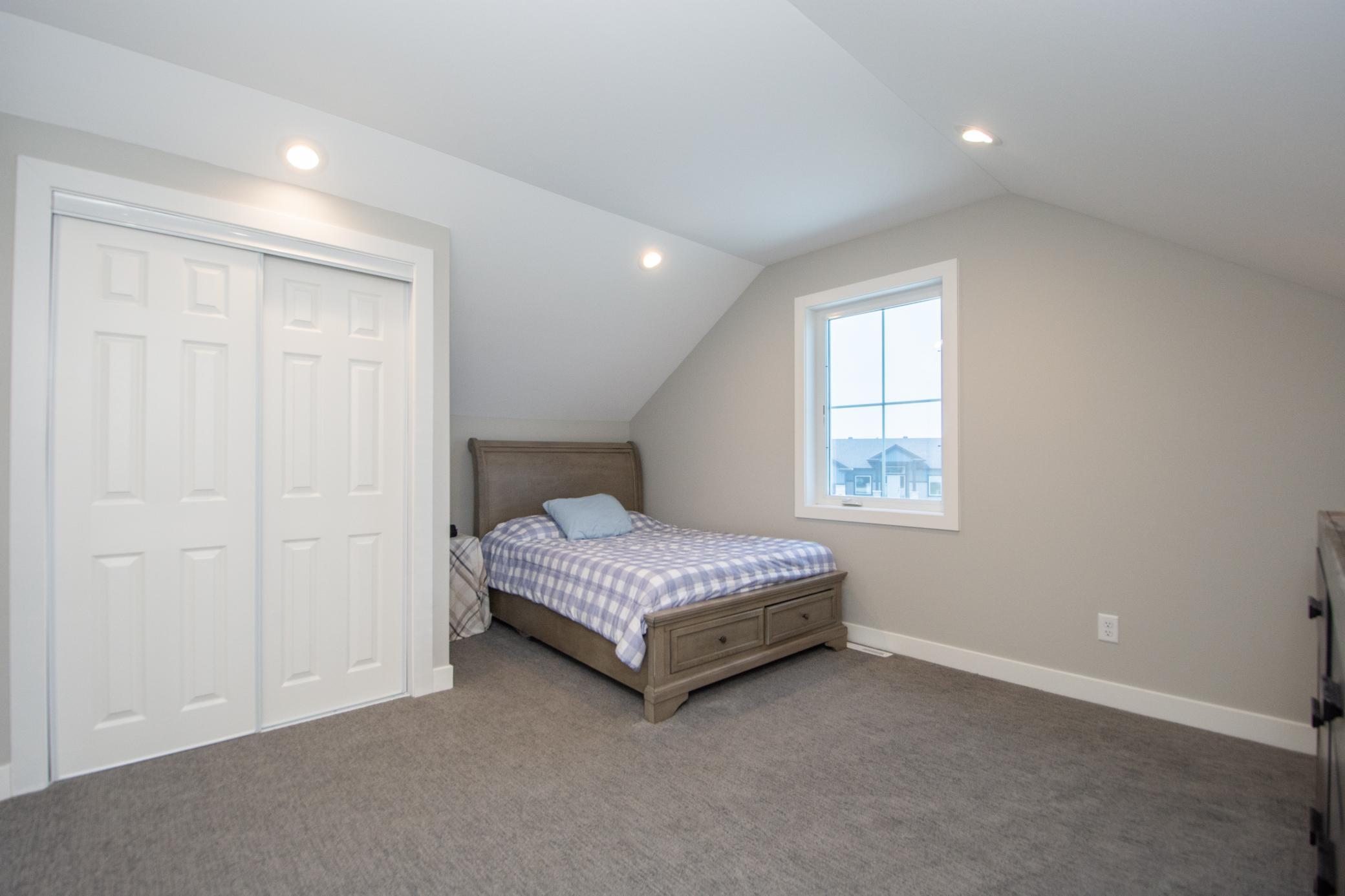2024 single family home for sale at 428 Audrey Drive in Mapleton, ND — 4 bed, 3 bath (photo 29 of 40)