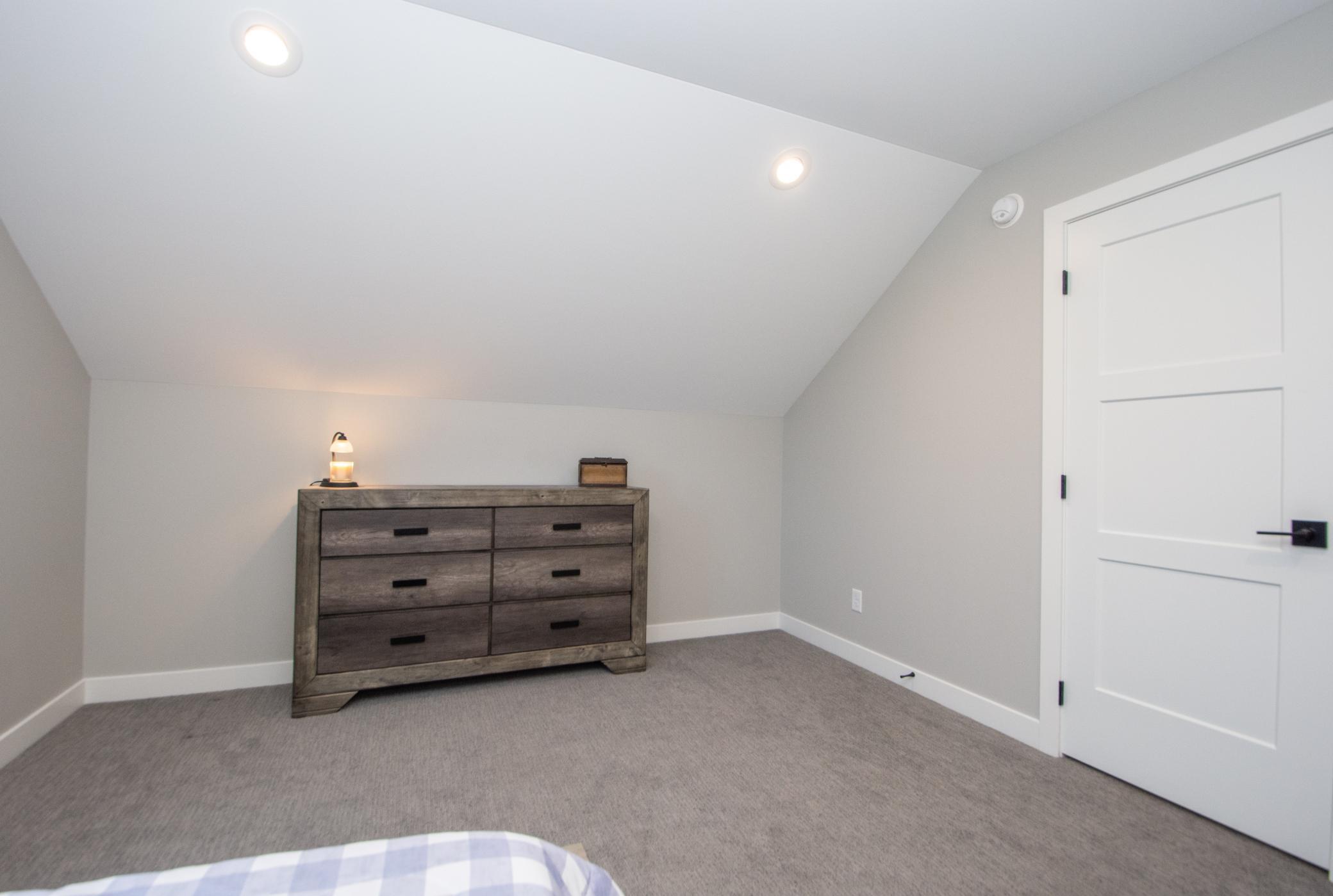 2024 single family home for sale at 428 Audrey Drive in Mapleton, ND — 4 bed, 3 bath (photo 30 of 40)