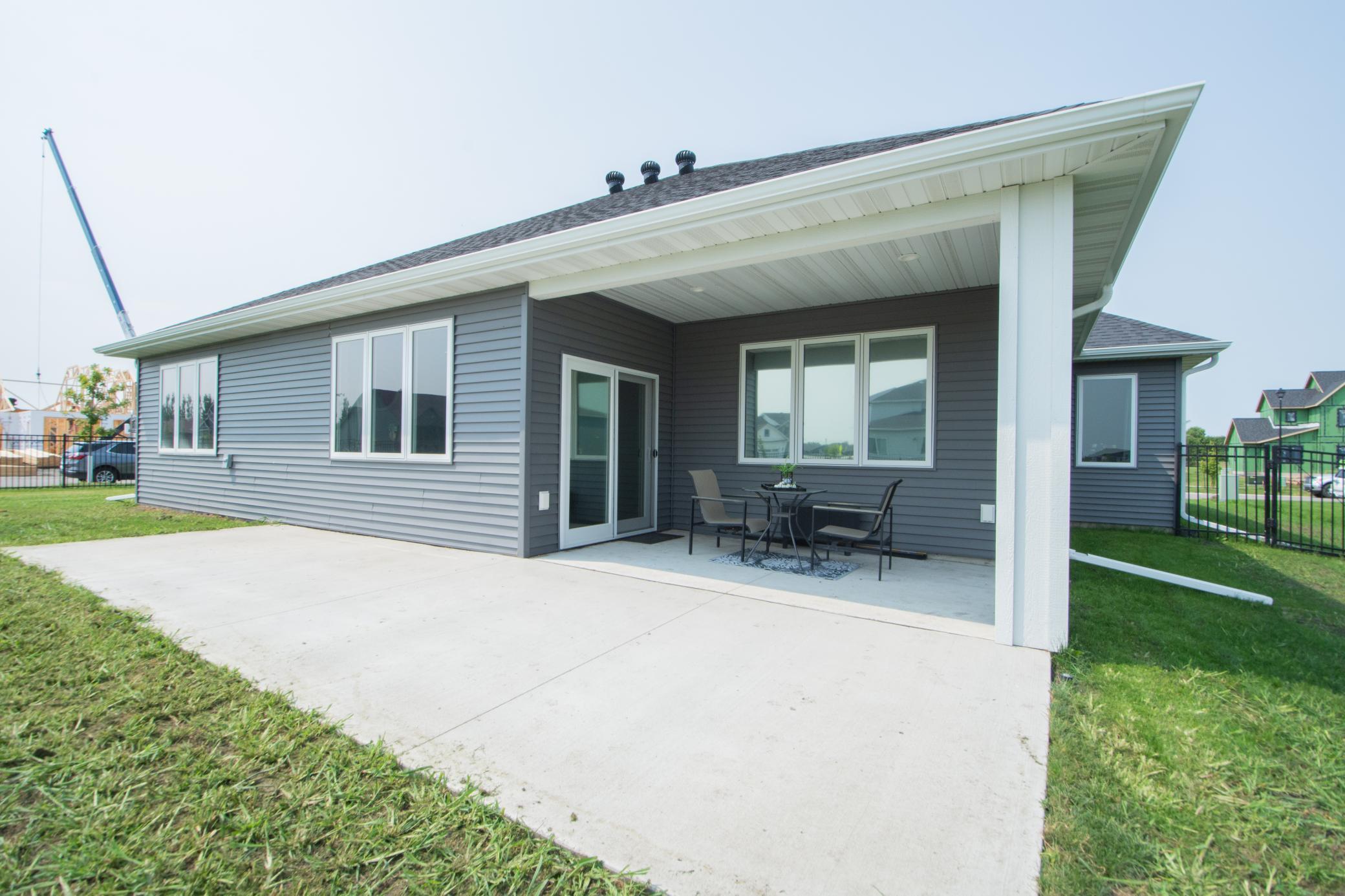 2024 single family home for sale at 428 Audrey Drive in Mapleton, ND — 4 bed, 3 bath (photo 31 of 40)