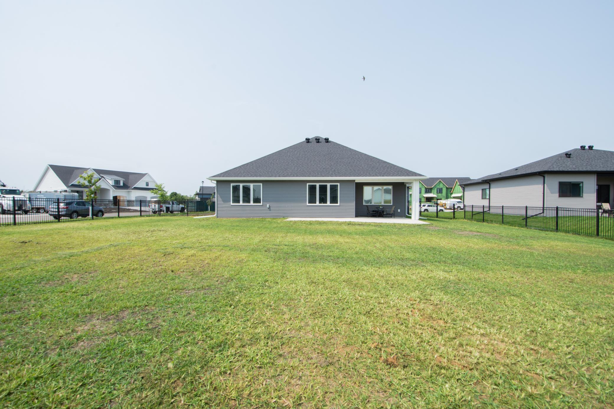 2024 single family home for sale at 428 Audrey Drive in Mapleton, ND — 4 bed, 3 bath (photo 34 of 40)