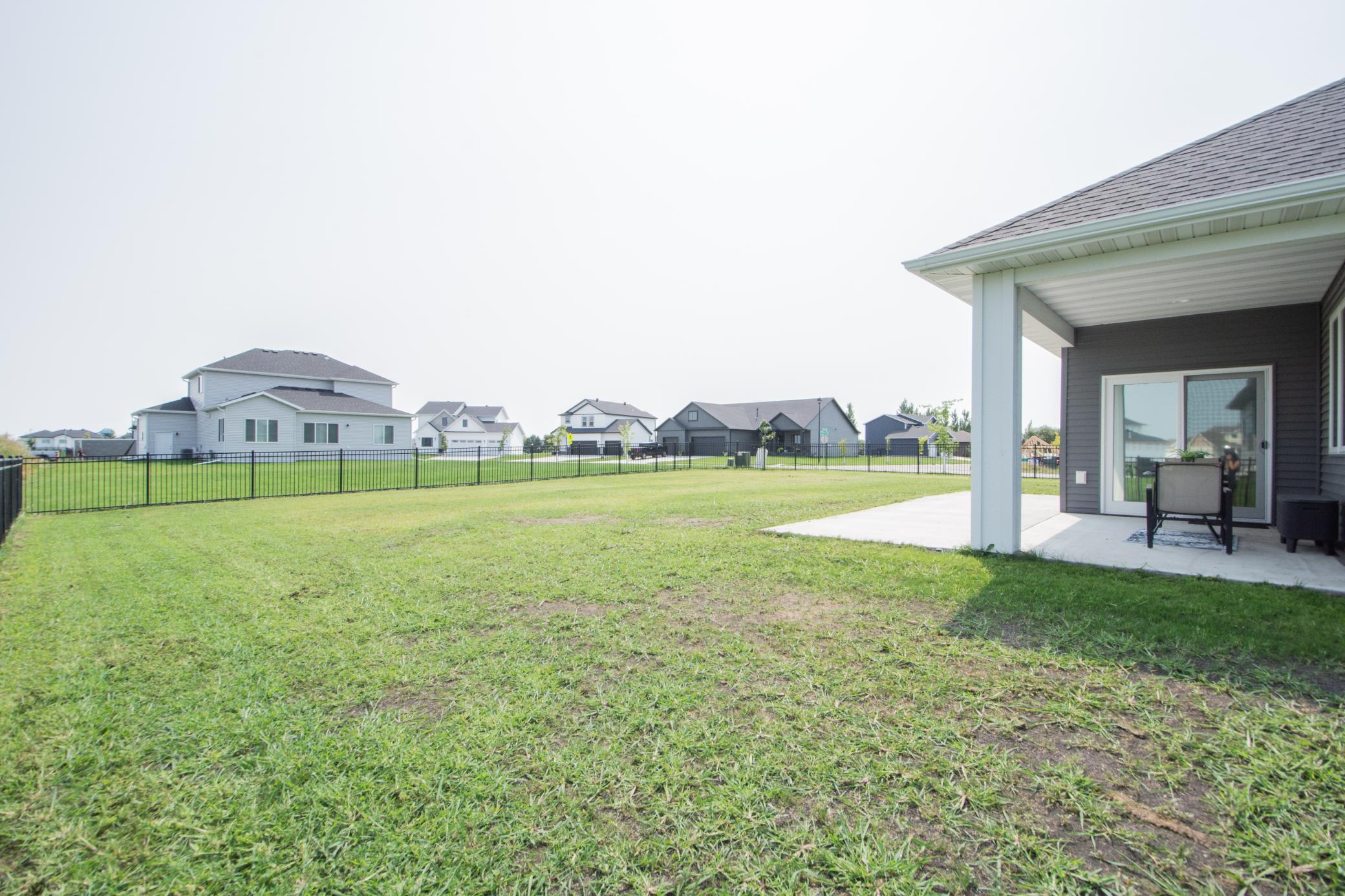 2024 single family home for sale at 428 Audrey Drive in Mapleton, ND — 4 bed, 3 bath (photo 35 of 40)