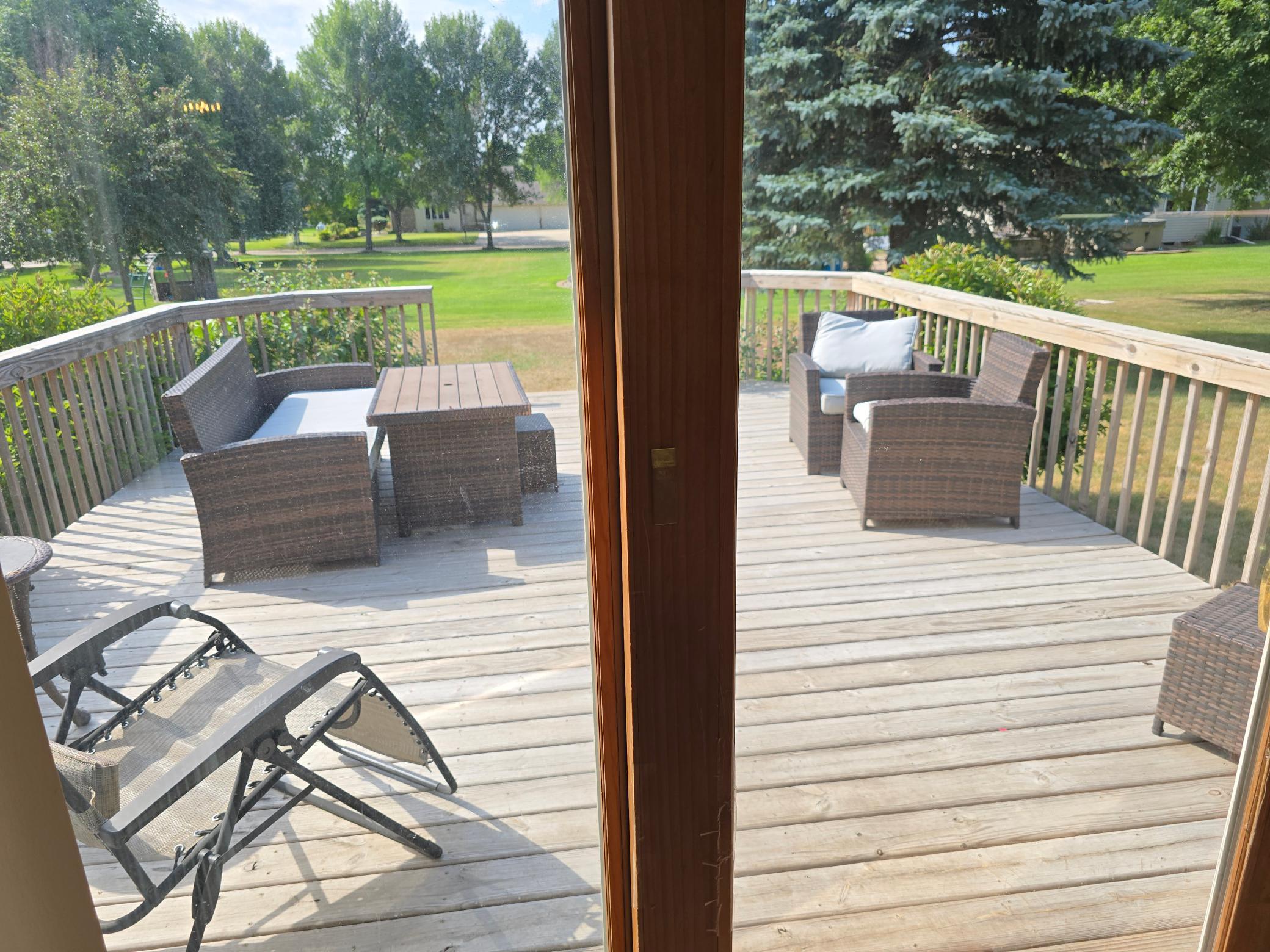 1999 single family home for sale at 1101 5th Avenue SE in Barnesville, MN — 5 bed, 3 bath (photo 22 of 52)
