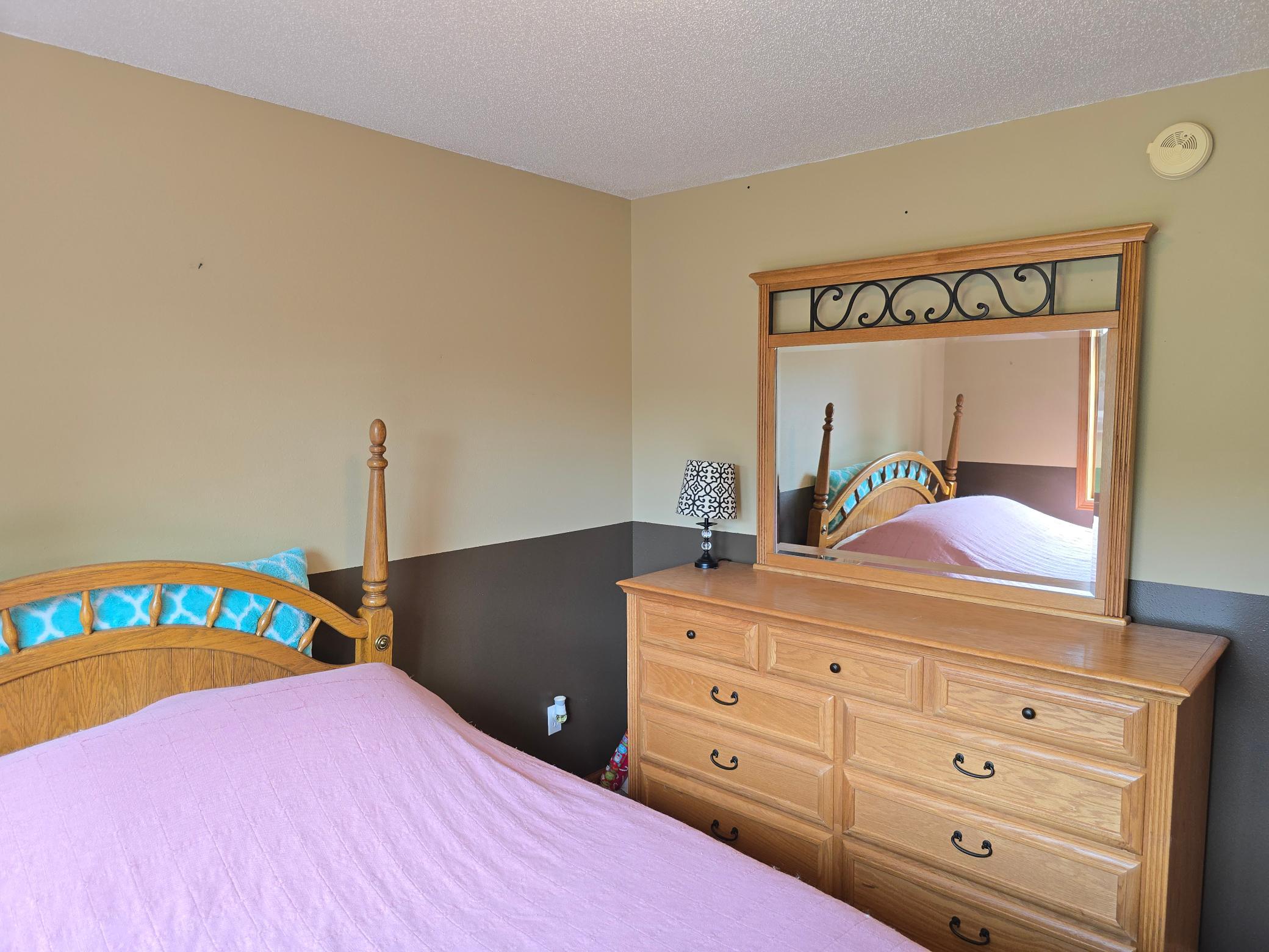 1999 single family home for sale at 1101 5th Avenue SE in Barnesville, MN — 5 bed, 3 bath (photo 26 of 52)