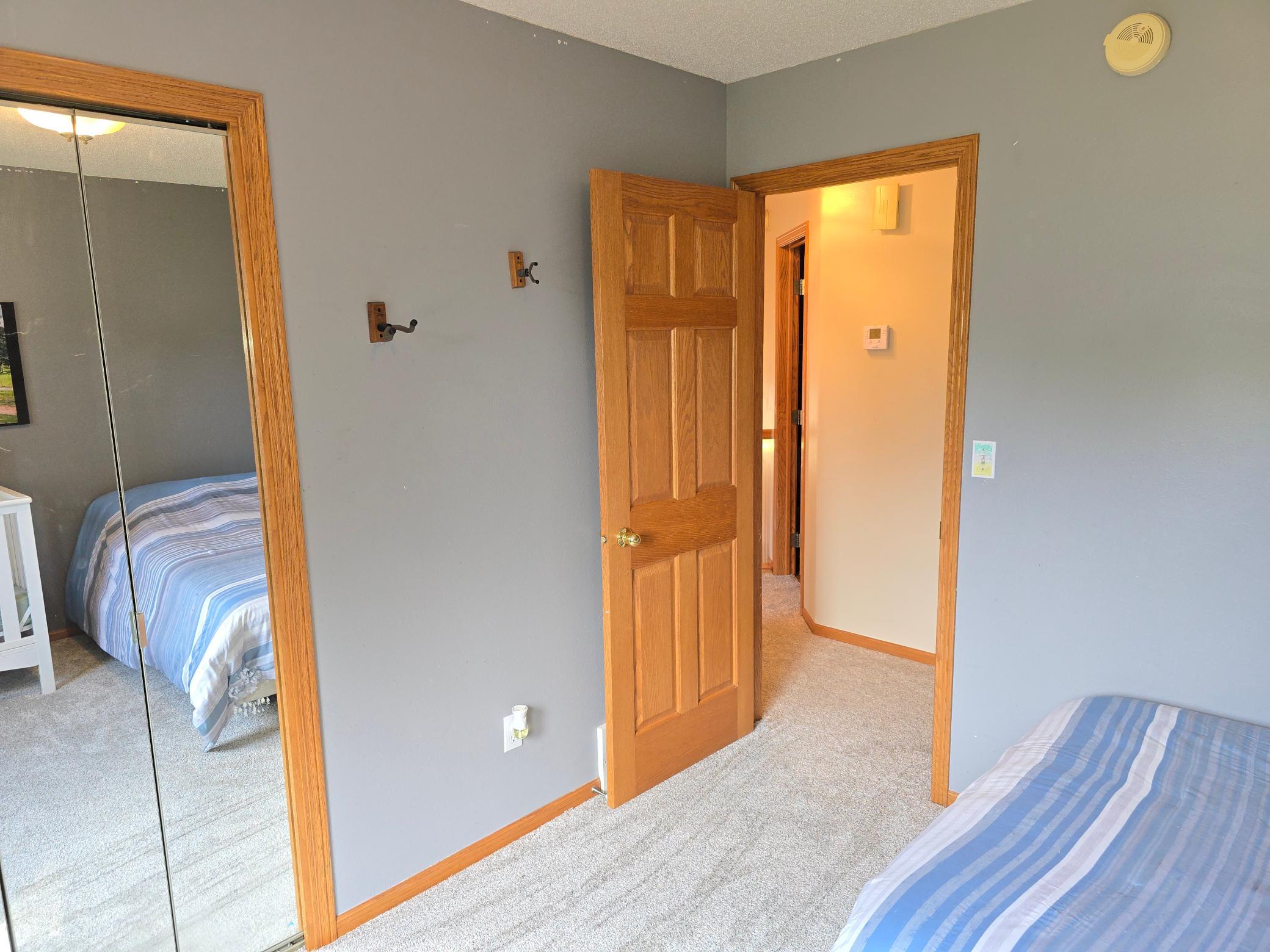 1999 single family home for sale at 1101 5th Avenue SE in Barnesville, MN — 5 bed, 3 bath (photo 28 of 52)