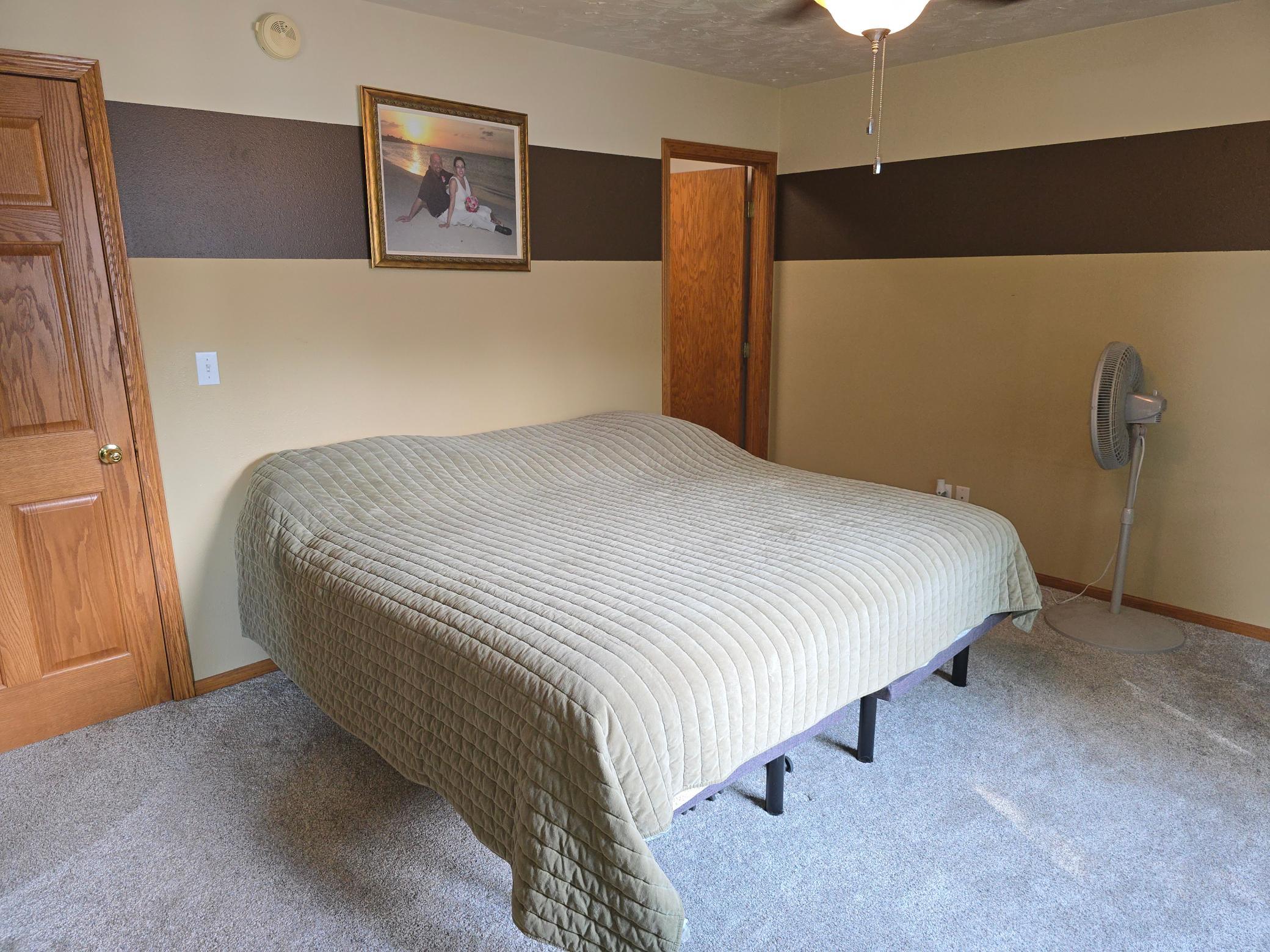 1999 single family home for sale at 1101 5th Avenue SE in Barnesville, MN — 5 bed, 3 bath (photo 30 of 52)