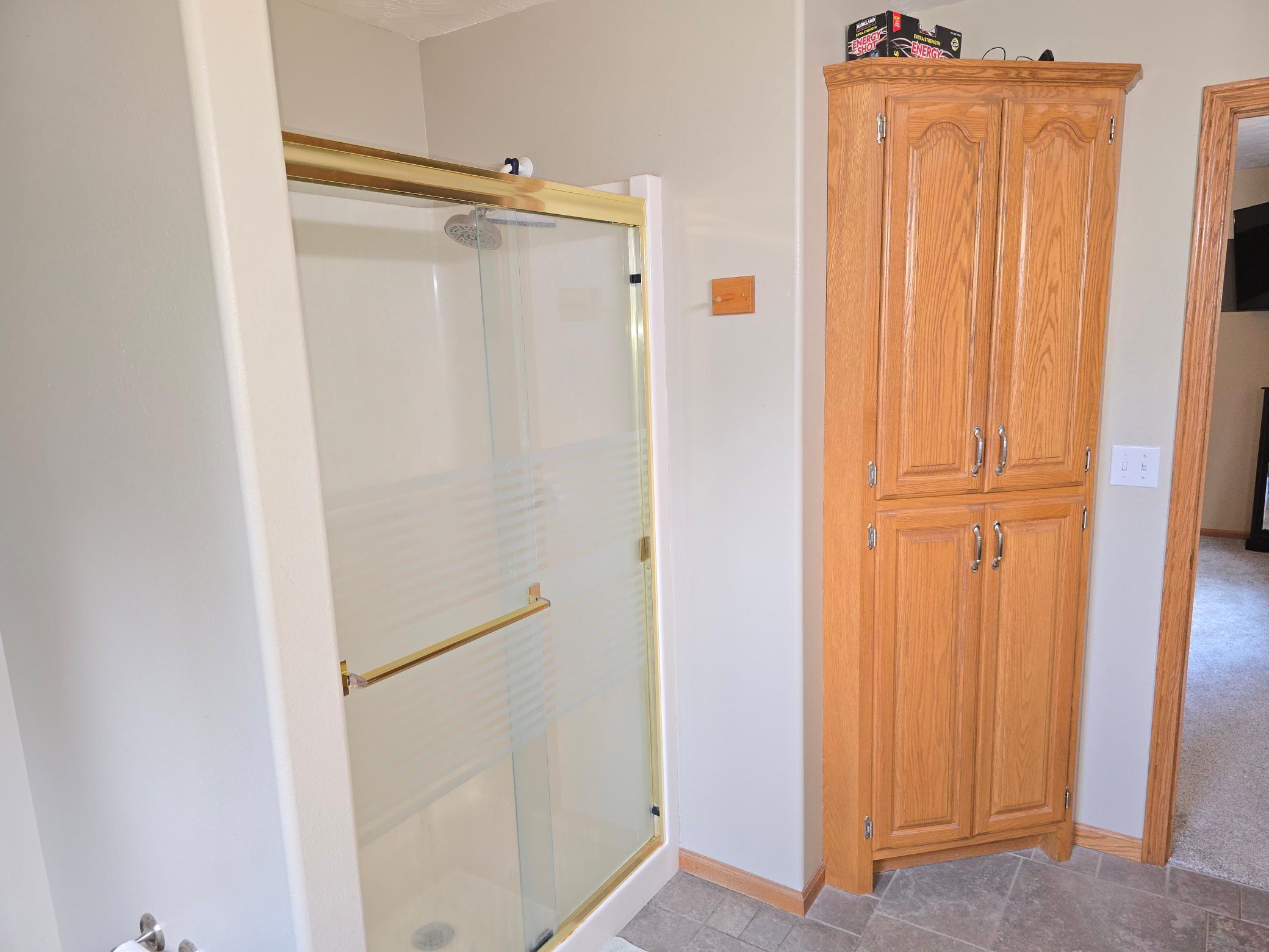 1999 single family home for sale at 1101 5th Avenue SE in Barnesville, MN — 5 bed, 3 bath (photo 35 of 52)