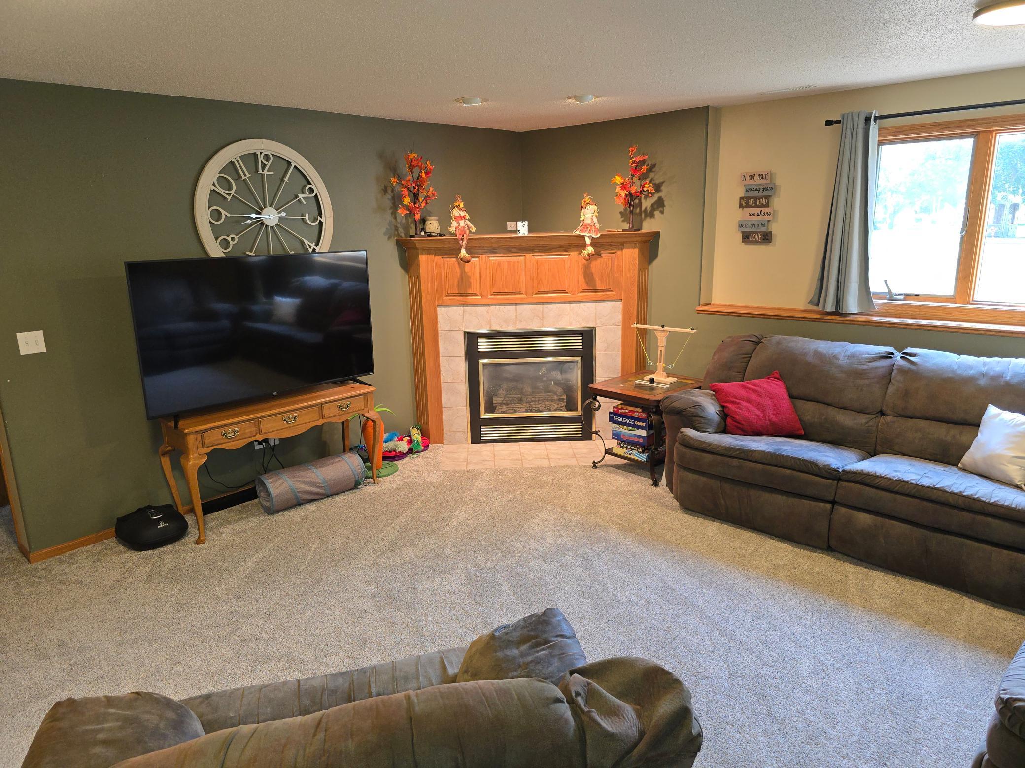 1999 single family home for sale at 1101 5th Avenue SE in Barnesville, MN — 5 bed, 3 bath (photo 36 of 52)