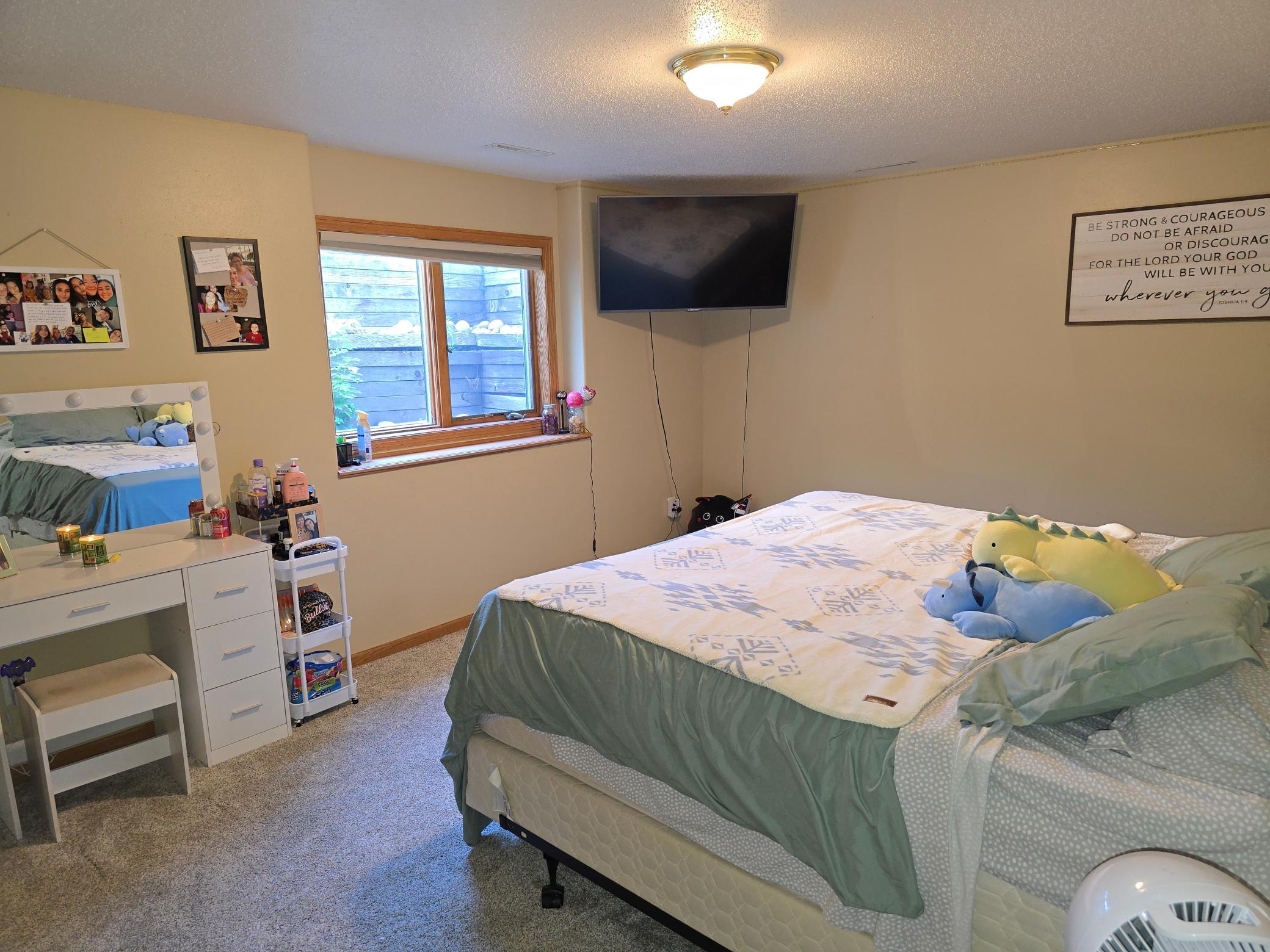 1999 single family home for sale at 1101 5th Avenue SE in Barnesville, MN — 5 bed, 3 bath (photo 45 of 52)