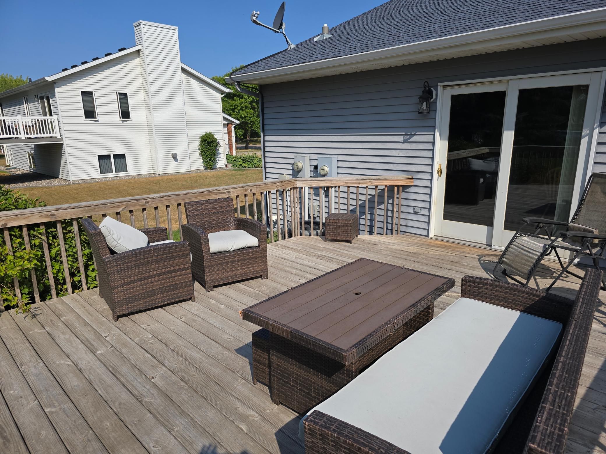 1999 single family home for sale at 1101 5th Avenue SE in Barnesville, MN — 5 bed, 3 bath (photo 6 of 52)