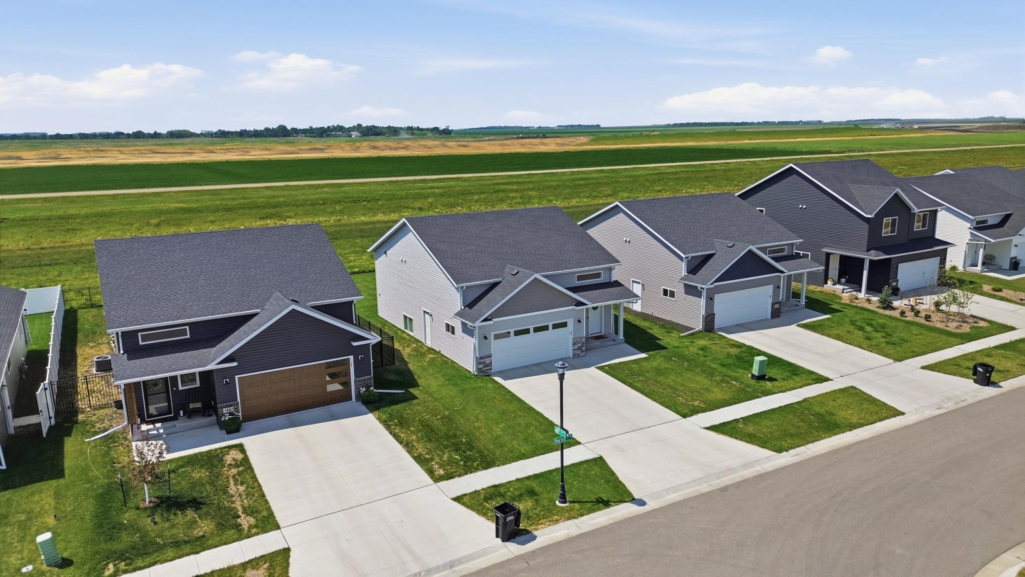 2023 single family home for sale at 1204 Marlys Drive W in West Fargo, ND — 3 bed, 3 bath (photo 29 of 41)