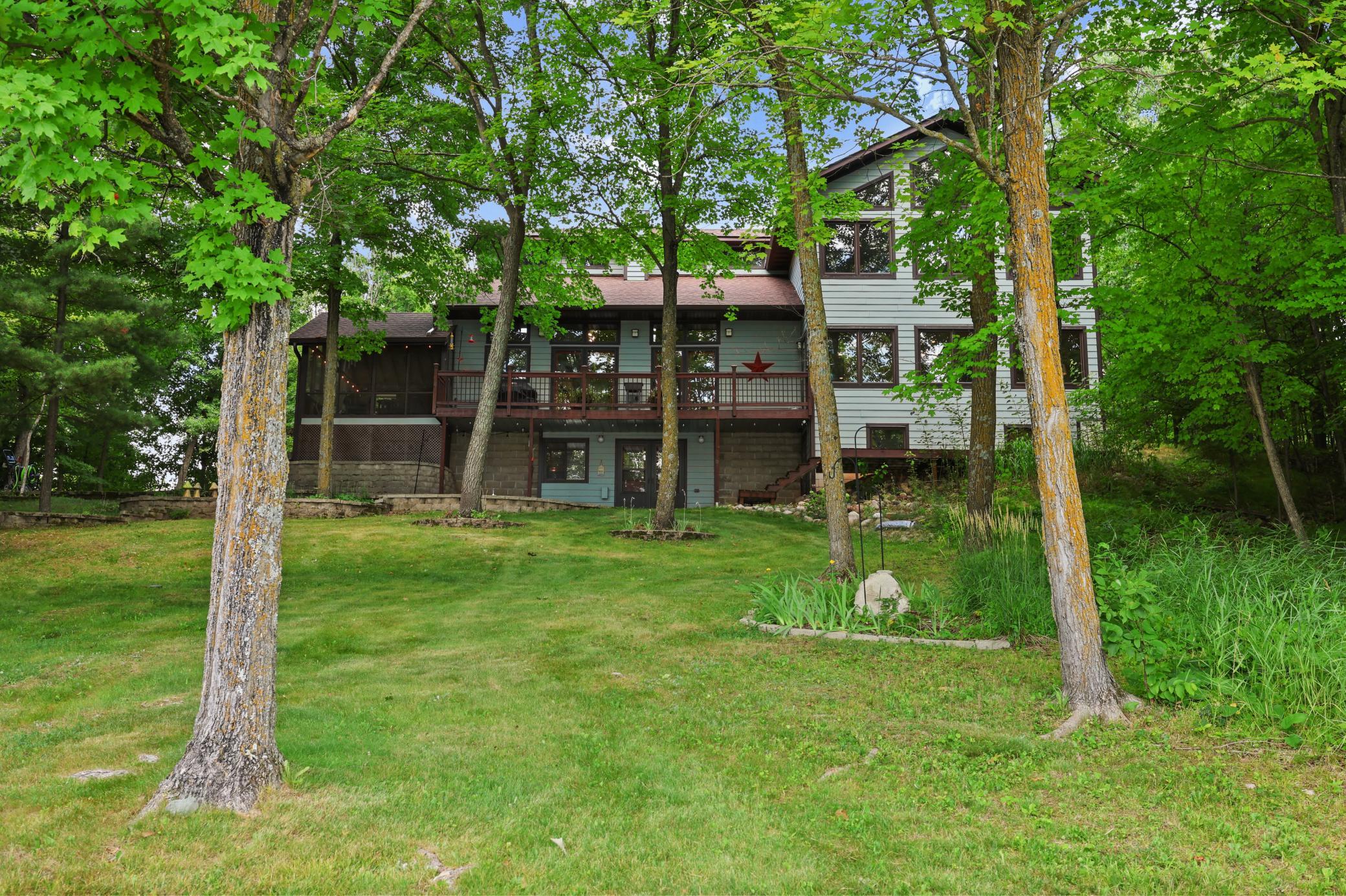 1991 single family home for sale at 27350 Greenwood Isle Circle in Deerwood, MN — 4 bed, 3 bath (photo 2 of 91)