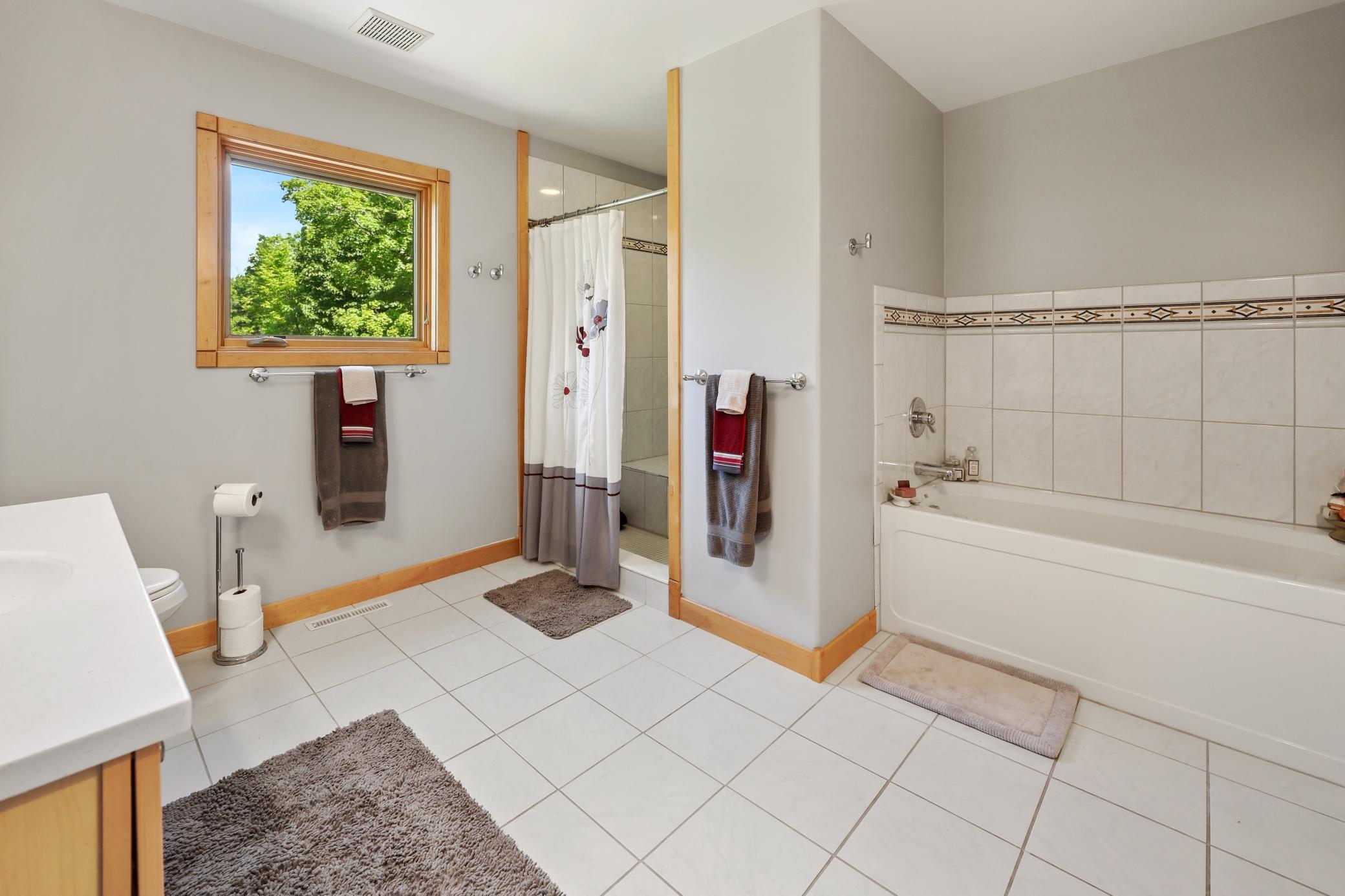 1991 single family home for sale at 27350 Greenwood Isle Circle in Deerwood, MN — 4 bed, 3 bath (photo 35 of 91)