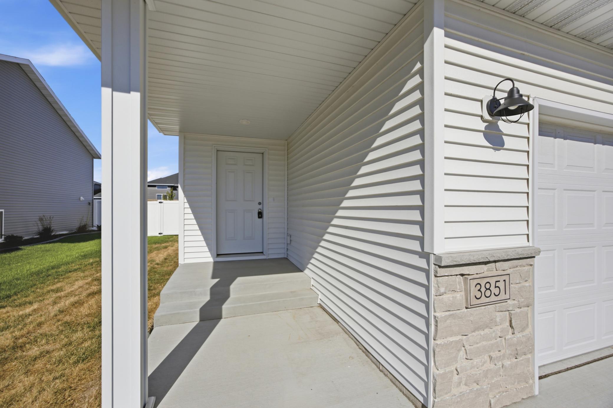 3851 19th Street S, Moorhead MN 56560 - Photo 3 of 39