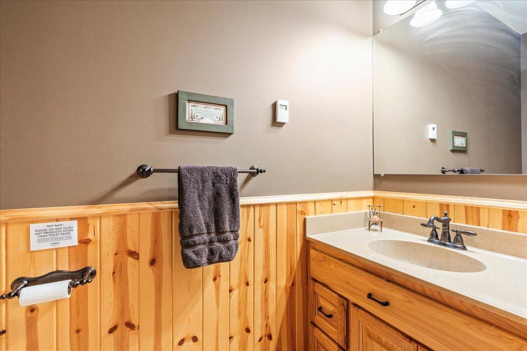 2005 single family home for sale at 37003 Staley Lane in Crosslake, MN — 4 bed, 3 bath (photo 20 of 67)