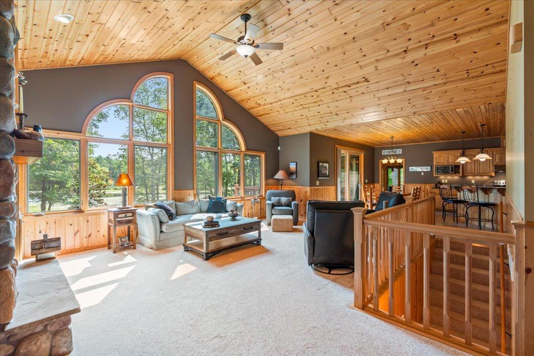 2005 single family home for sale at 37003 Staley Lane in Crosslake, MN — 4 bed, 3 bath (photo 3 of 67)