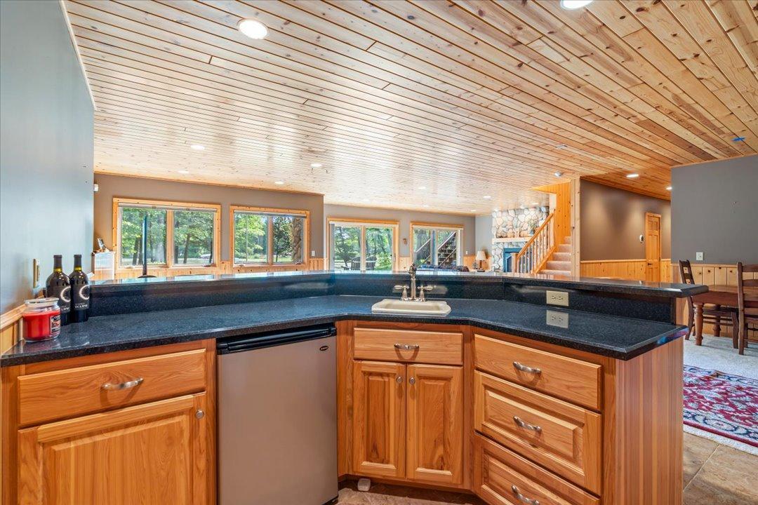 2005 single family home for sale at 37003 Staley Lane in Crosslake, MN — 4 bed, 3 bath (photo 25 of 67)