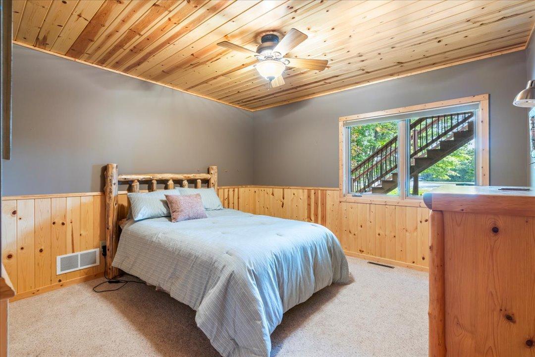 2005 single family home for sale at 37003 Staley Lane in Crosslake, MN — 4 bed, 3 bath (photo 30 of 67)