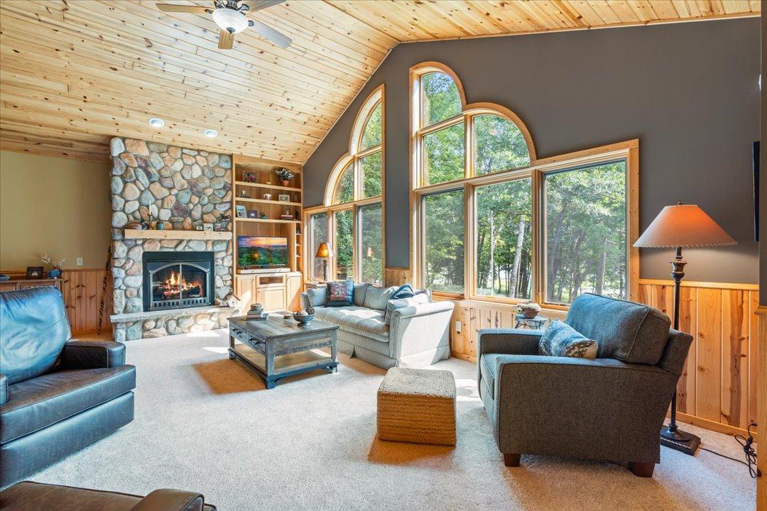 2005 single family home for sale at 37003 Staley Lane in Crosslake, MN — 4 bed, 3 bath (photo 4 of 67)