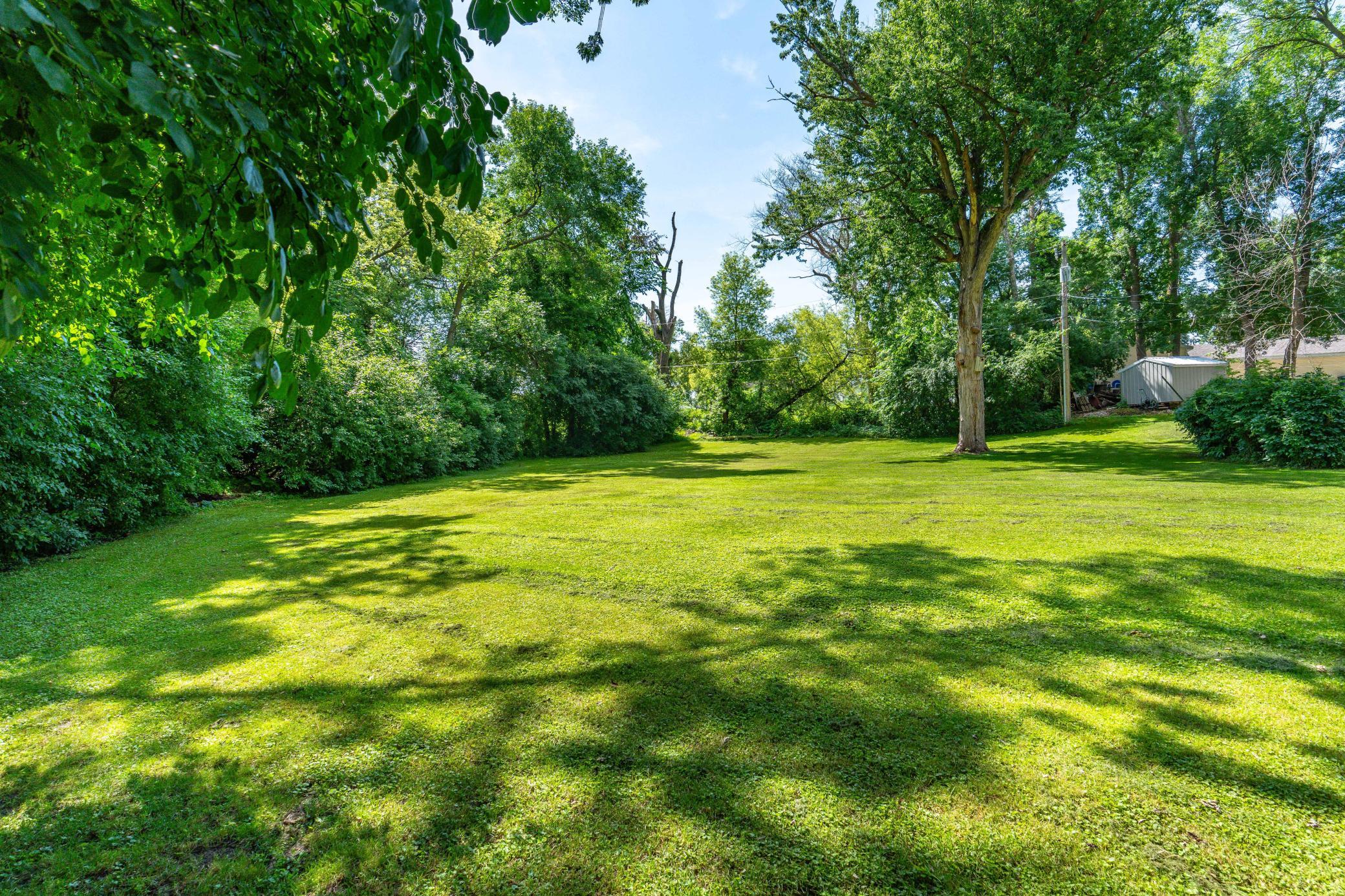 1959 single family home for sale at 524 Guttenberg Heights in Fergus Falls, MN — 3 bed, 3 bath (photo 6 of 61)