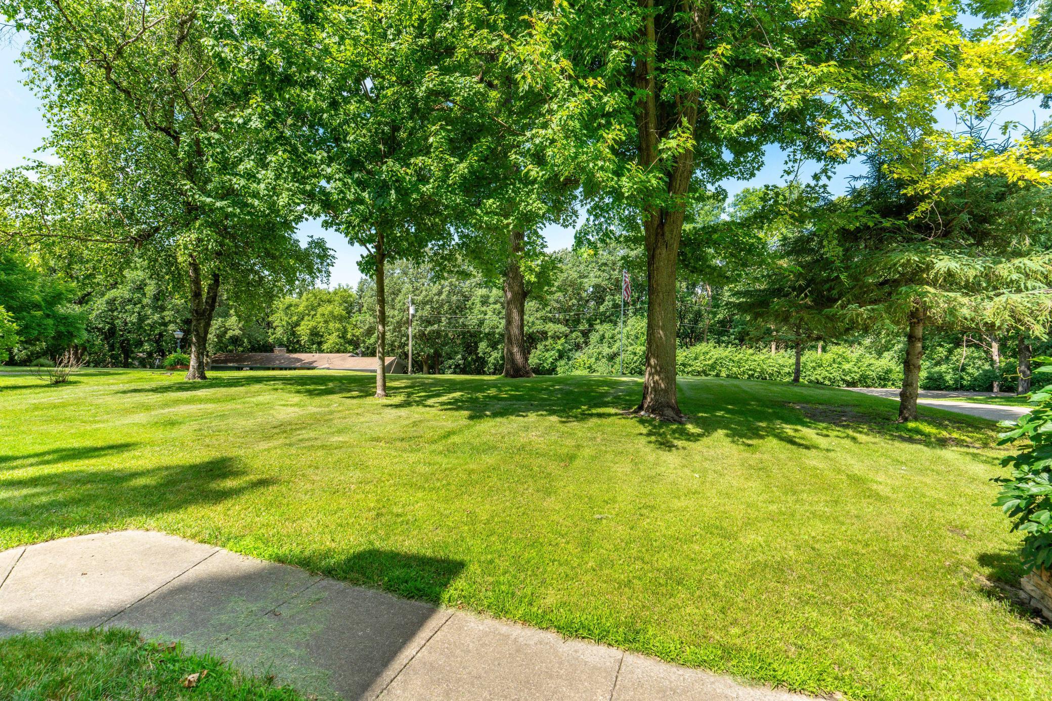 1959 single family home for sale at 524 Guttenberg Heights in Fergus Falls, MN — 3 bed, 3 bath (photo 51 of 61)