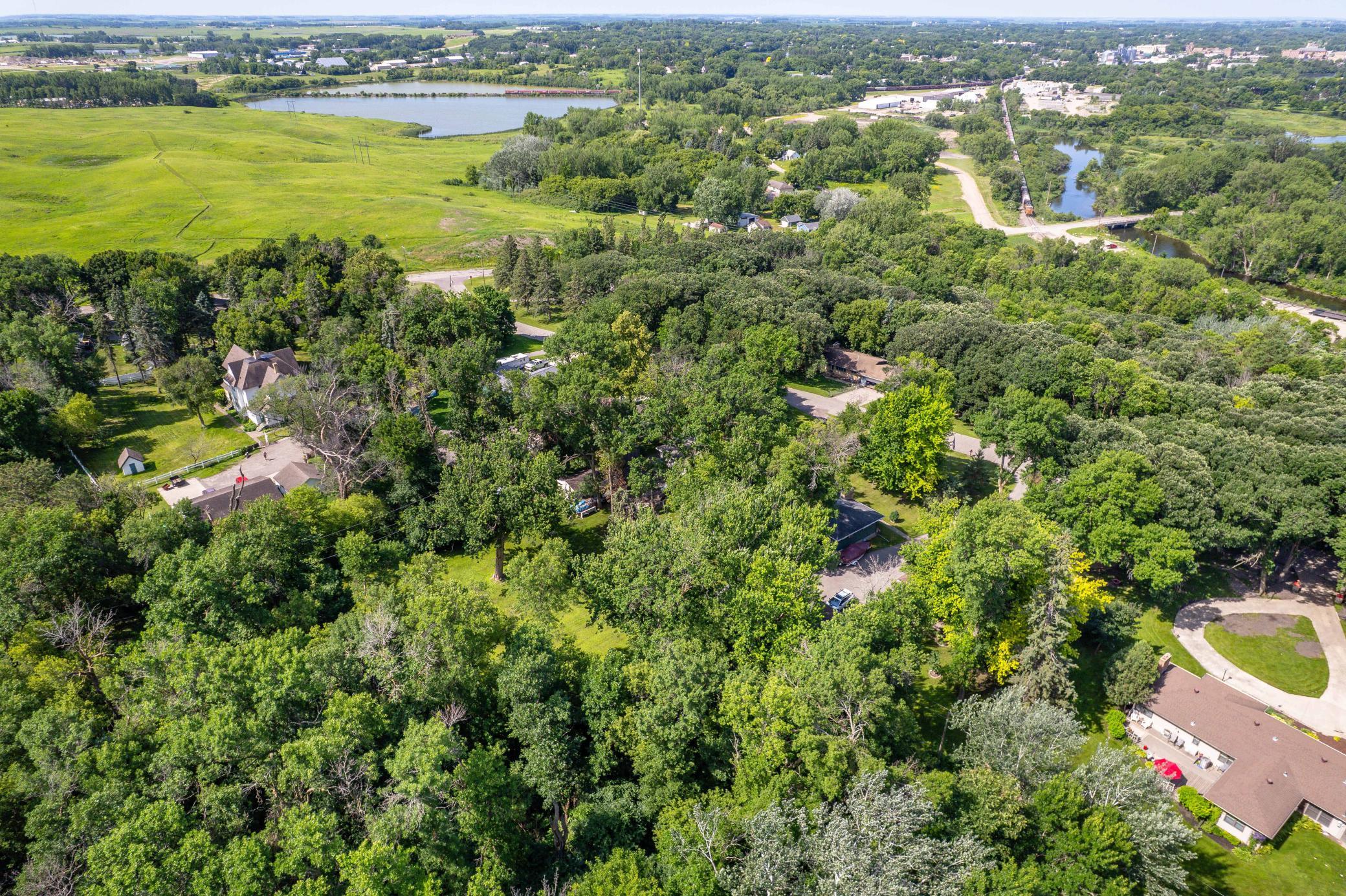 1959 single family home for sale at 524 Guttenberg Heights in Fergus Falls, MN — 3 bed, 3 bath (photo 58 of 61)