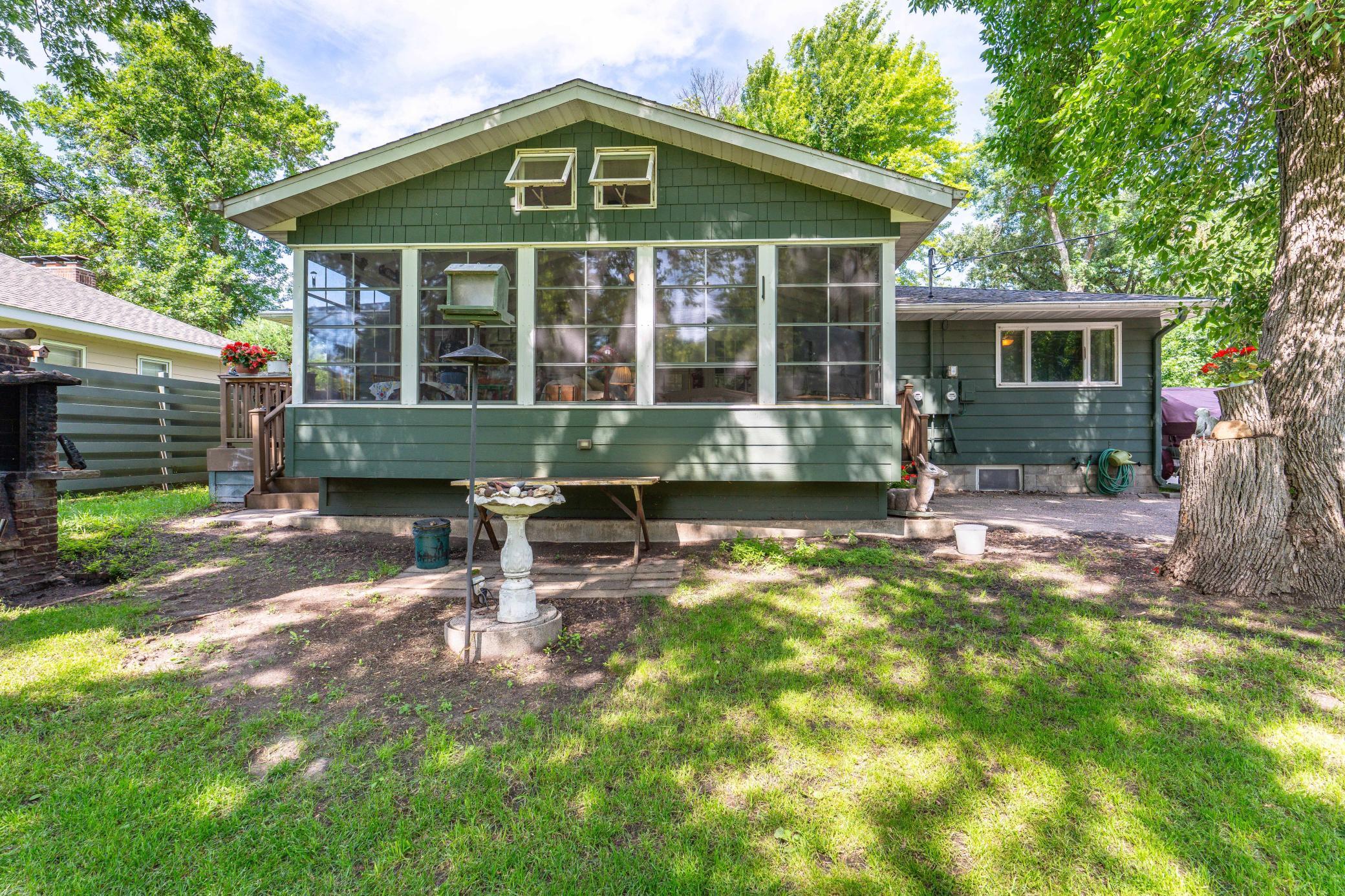 1959 single family home for sale at 524 Guttenberg Heights in Fergus Falls, MN — 3 bed, 3 bath (photo 8 of 61)