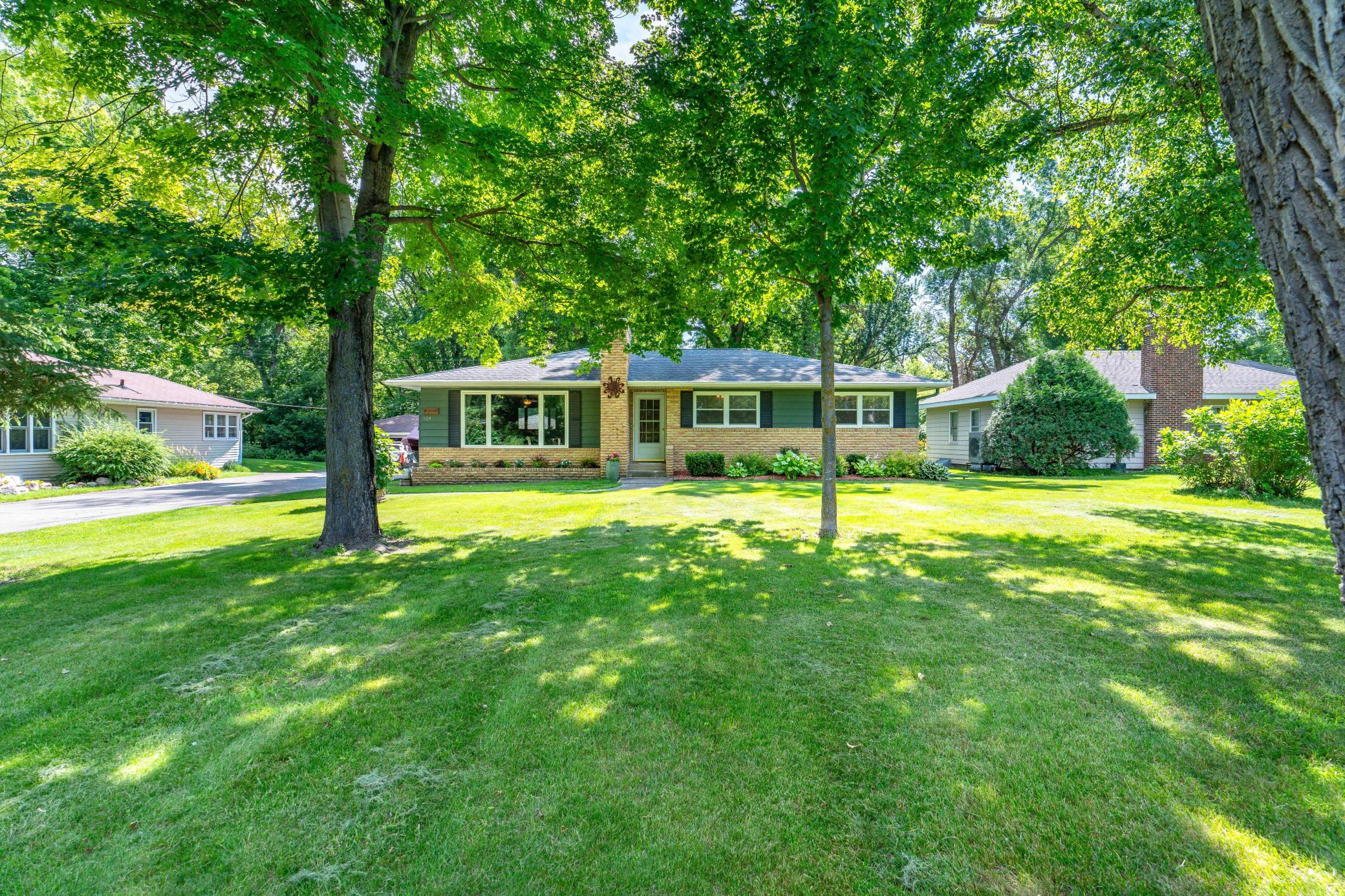 1959 single family home for sale at 524 Guttenberg Heights in Fergus Falls, MN — 3 bed, 3 bath